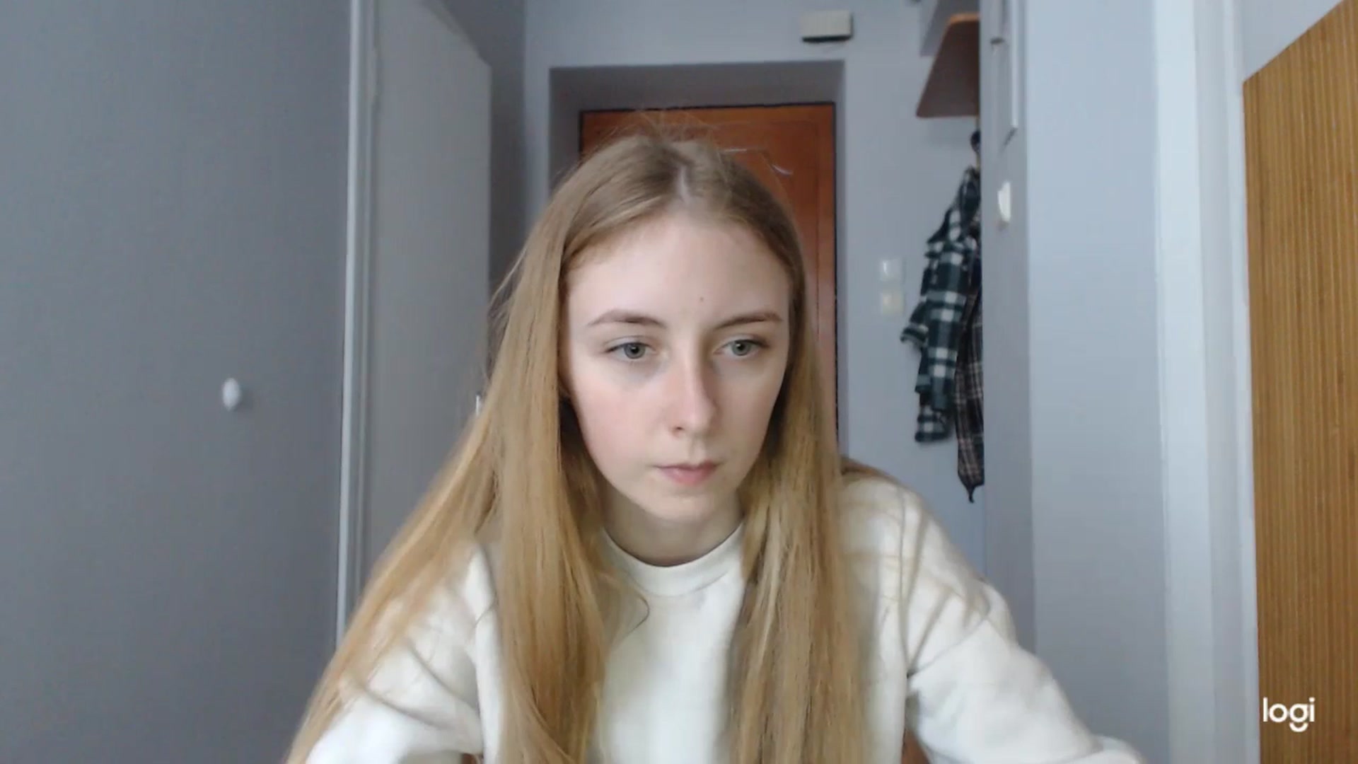 Gallery image thumbnail from LilCutie's myfreecams stream on, 04/27/2024, 13:42 image 12 of 20