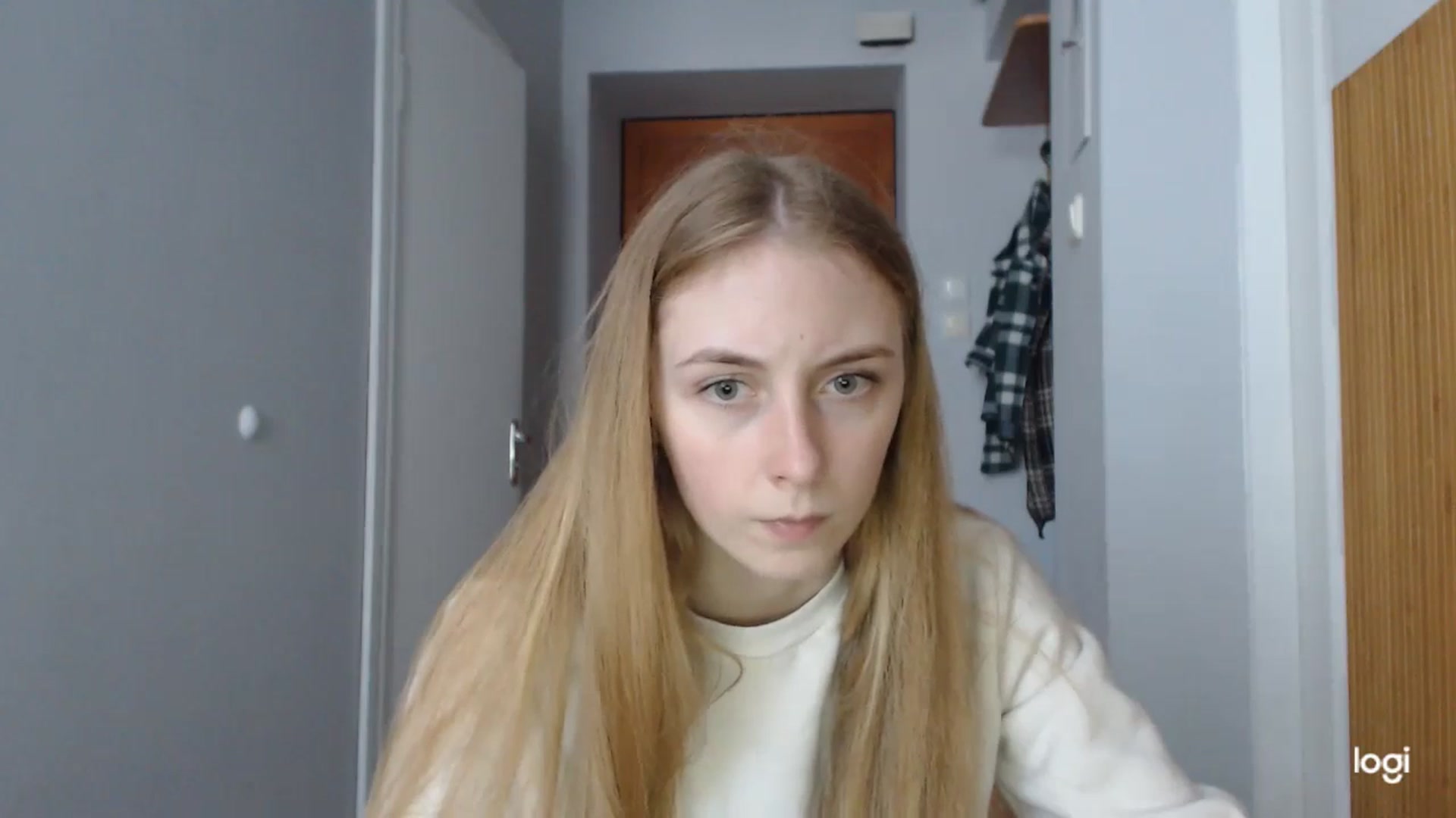 Gallery image thumbnail from LilCutie's myfreecams stream on, 04/27/2024, 13:42 image 15 of 20