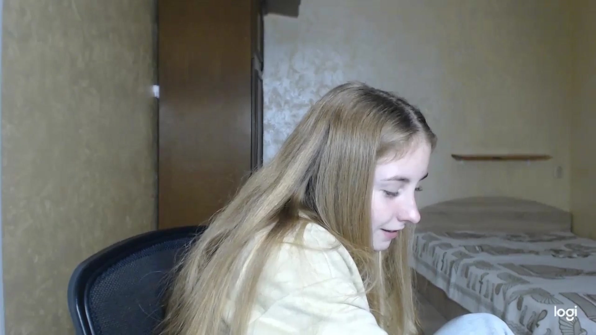 Gallery image thumbnail from LilCutie's myfreecams stream on, 04/28/2024, 16:13 image 20 of 20