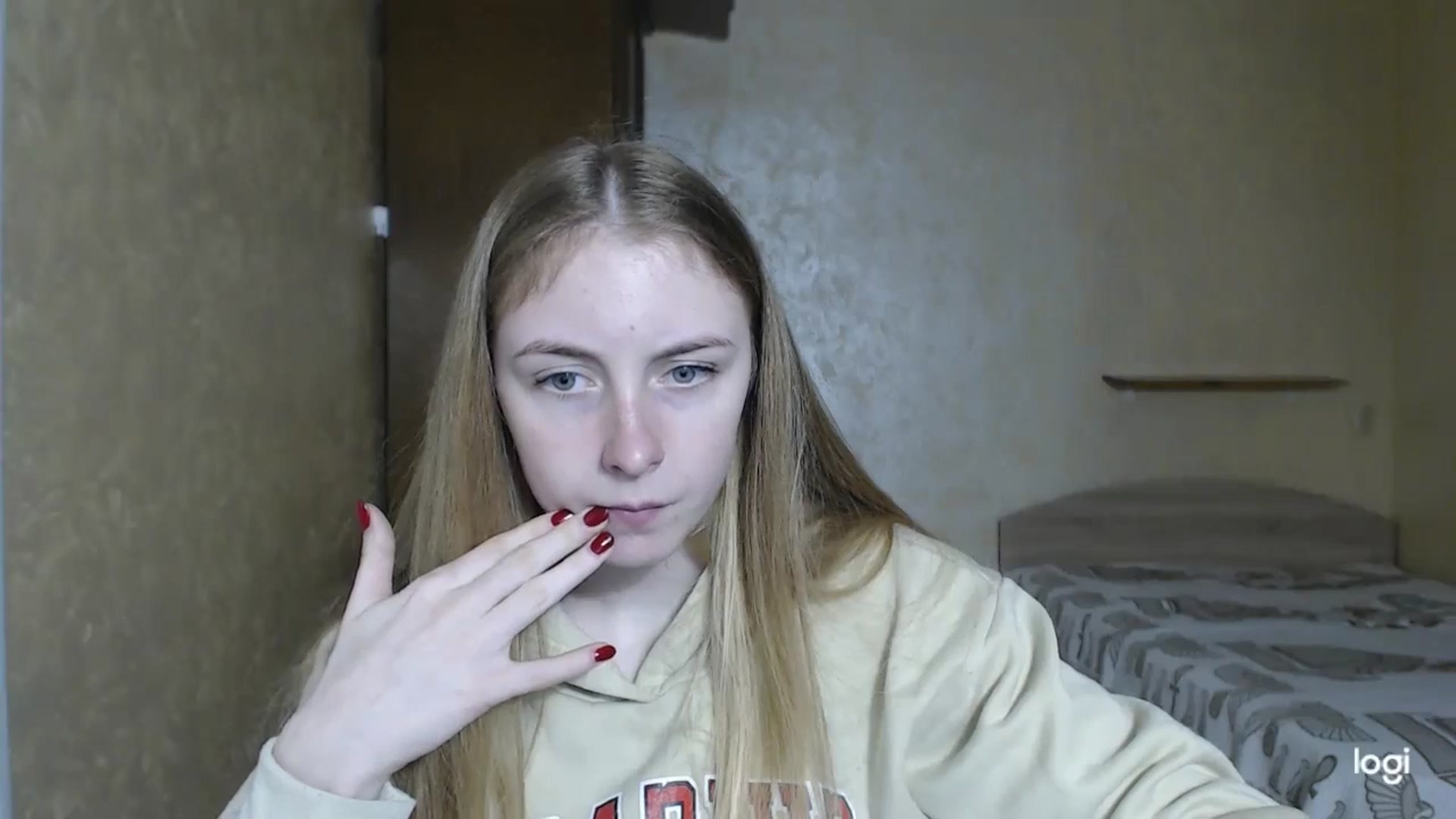 Gallery image thumbnail from LilCutie's myfreecams stream on, 04/28/2024, 16:13 image 15 of 20