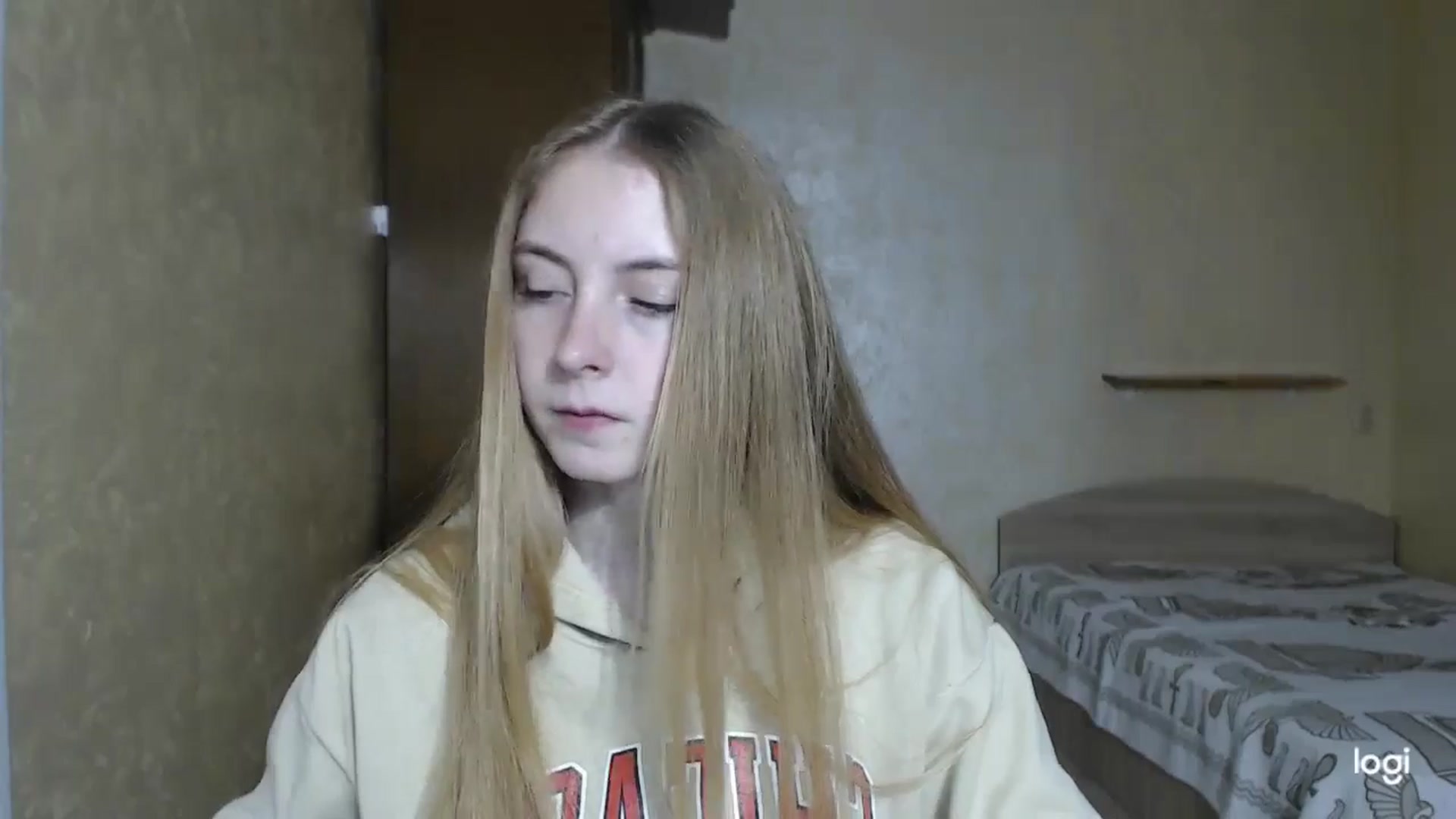 Gallery image thumbnail from LilCutie's myfreecams stream on, 04/28/2024, 16:13 image 2 of 20