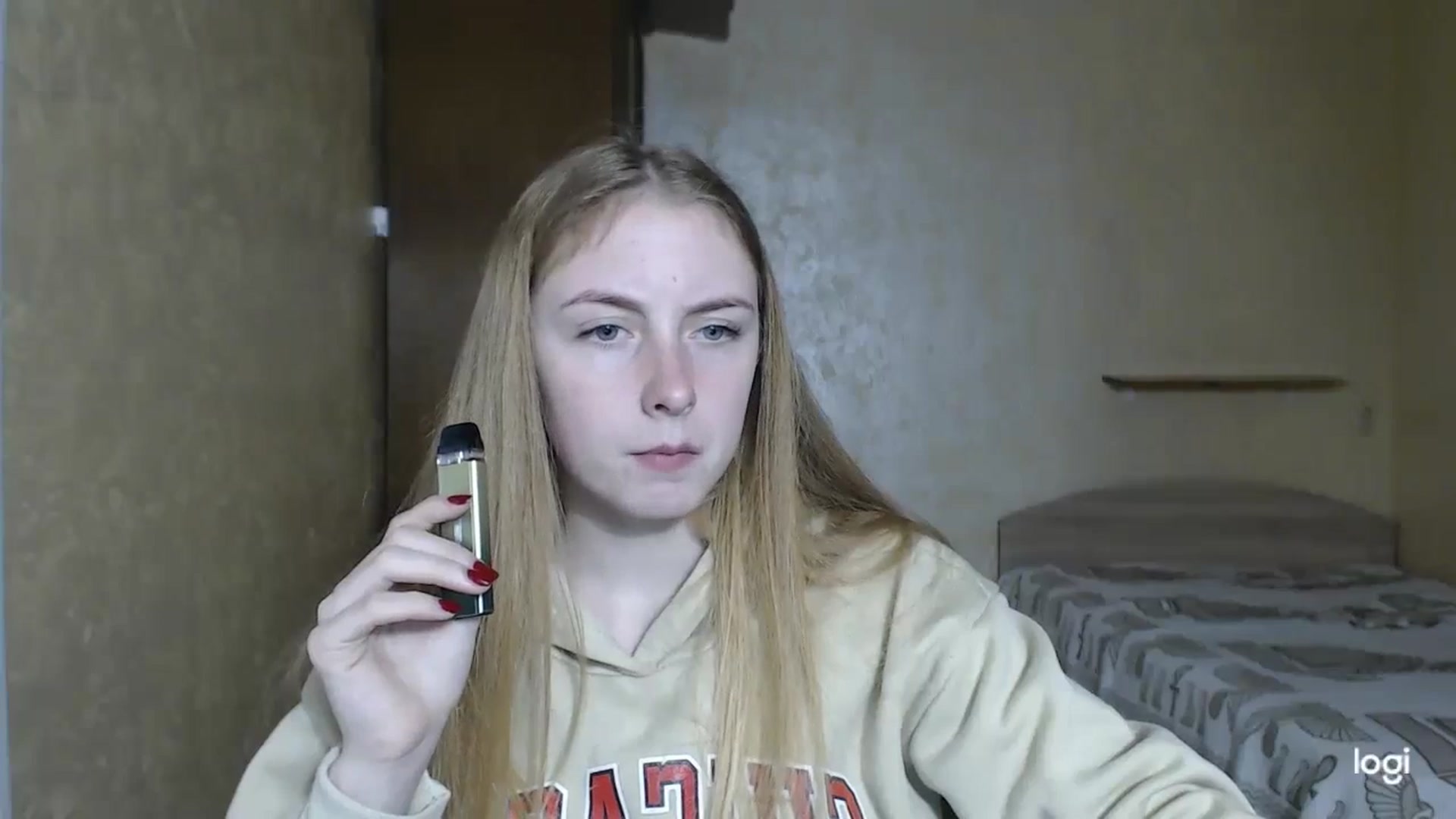 Gallery image thumbnail from LilCutie's myfreecams stream on, 04/28/2024, 16:13 image 18 of 20