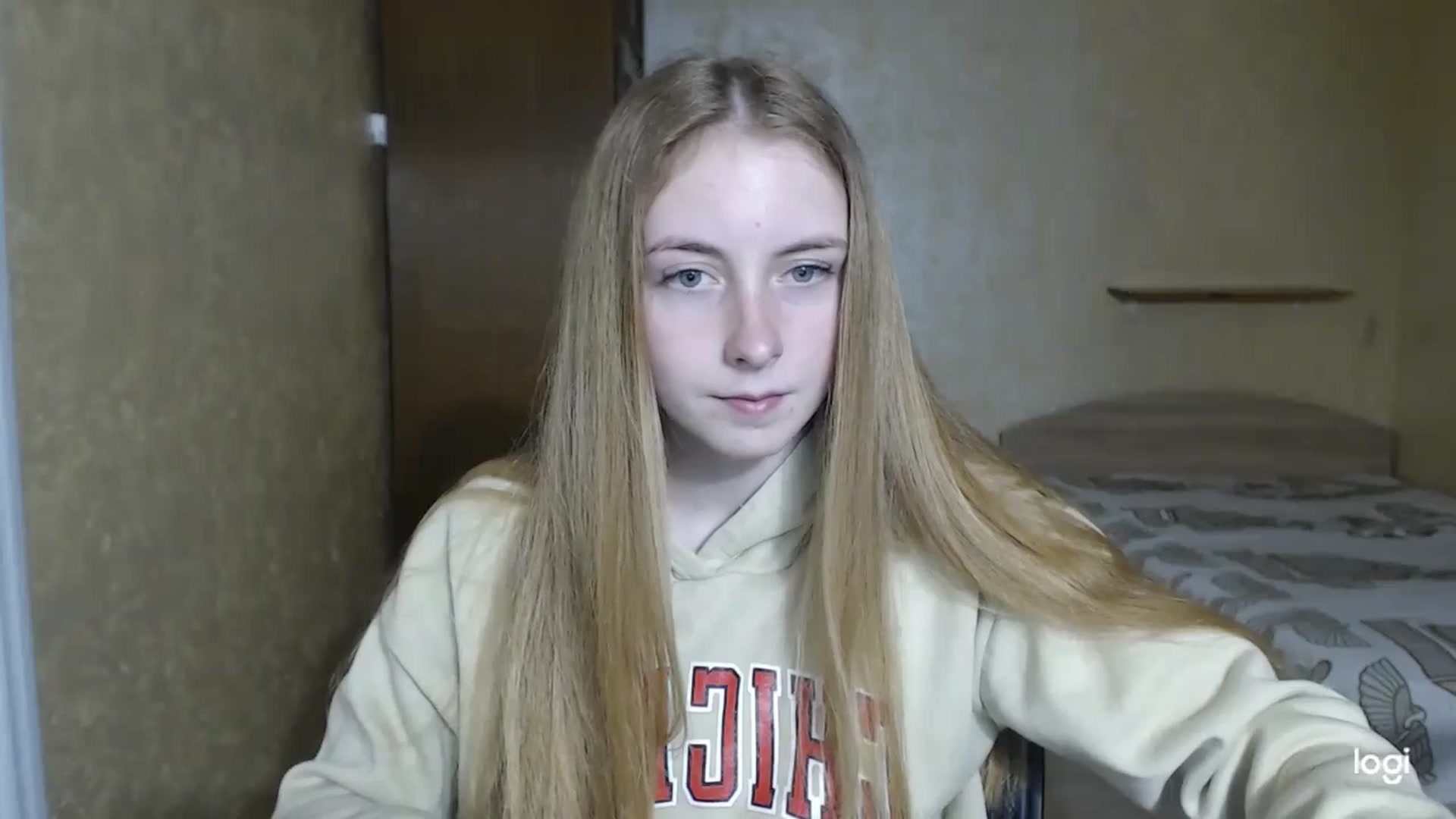 Gallery image thumbnail from LilCutie's myfreecams stream on, 04/28/2024, 17:06 image 6 of 20