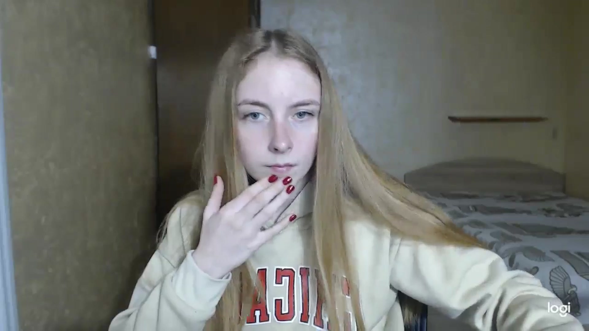 Gallery image thumbnail from LilCutie's myfreecams stream on, 04/28/2024, 17:06 image 5 of 20