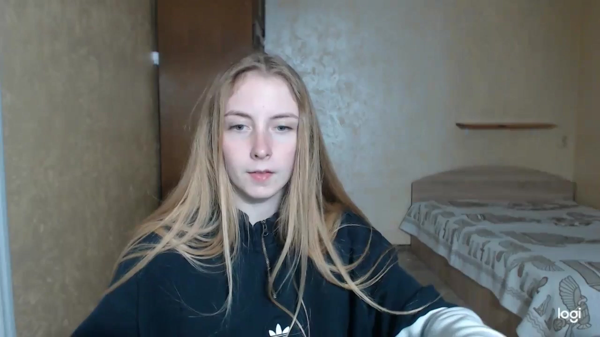 Gallery image thumbnail from LilCutie's myfreecams stream on, 04/29/2024, 17:12 image 11 of 20