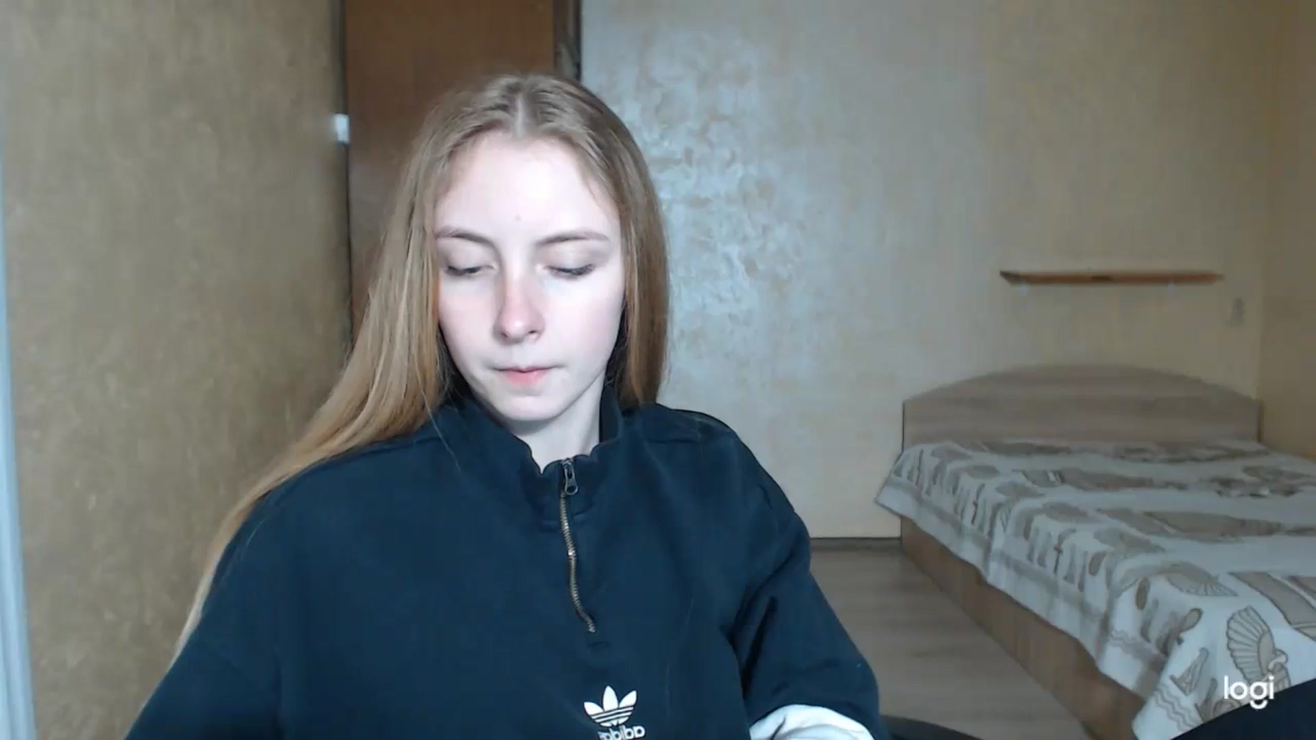 Gallery image thumbnail from LilCutie's myfreecams stream on, 04/29/2024, 17:12 image 16 of 20