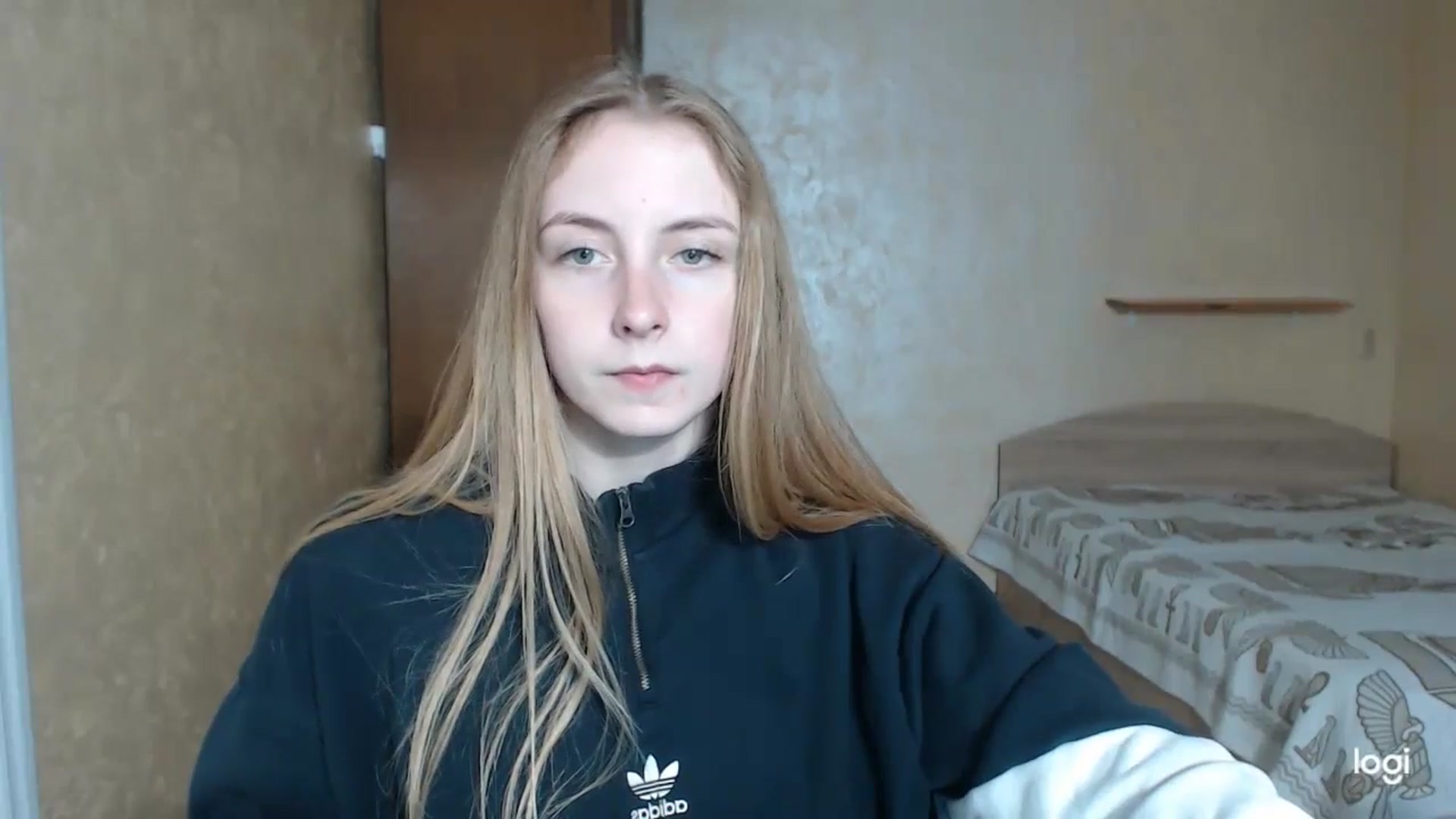 Gallery image thumbnail from LilCutie's myfreecams stream on, 04/29/2024, 17:12 image 4 of 20