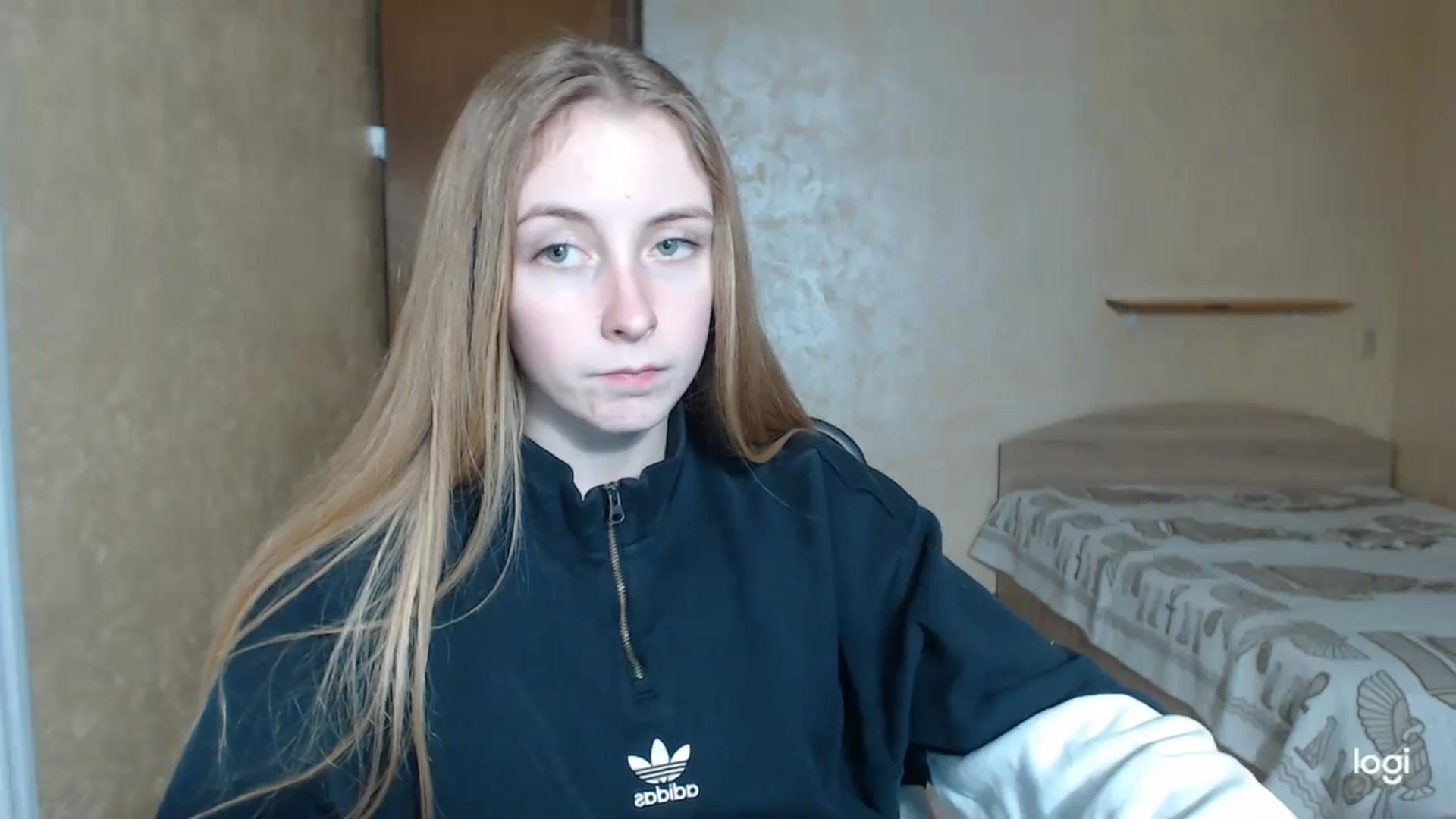 Gallery image thumbnail from LilCutie's myfreecams stream on, 04/29/2024, 17:12 image 14 of 20