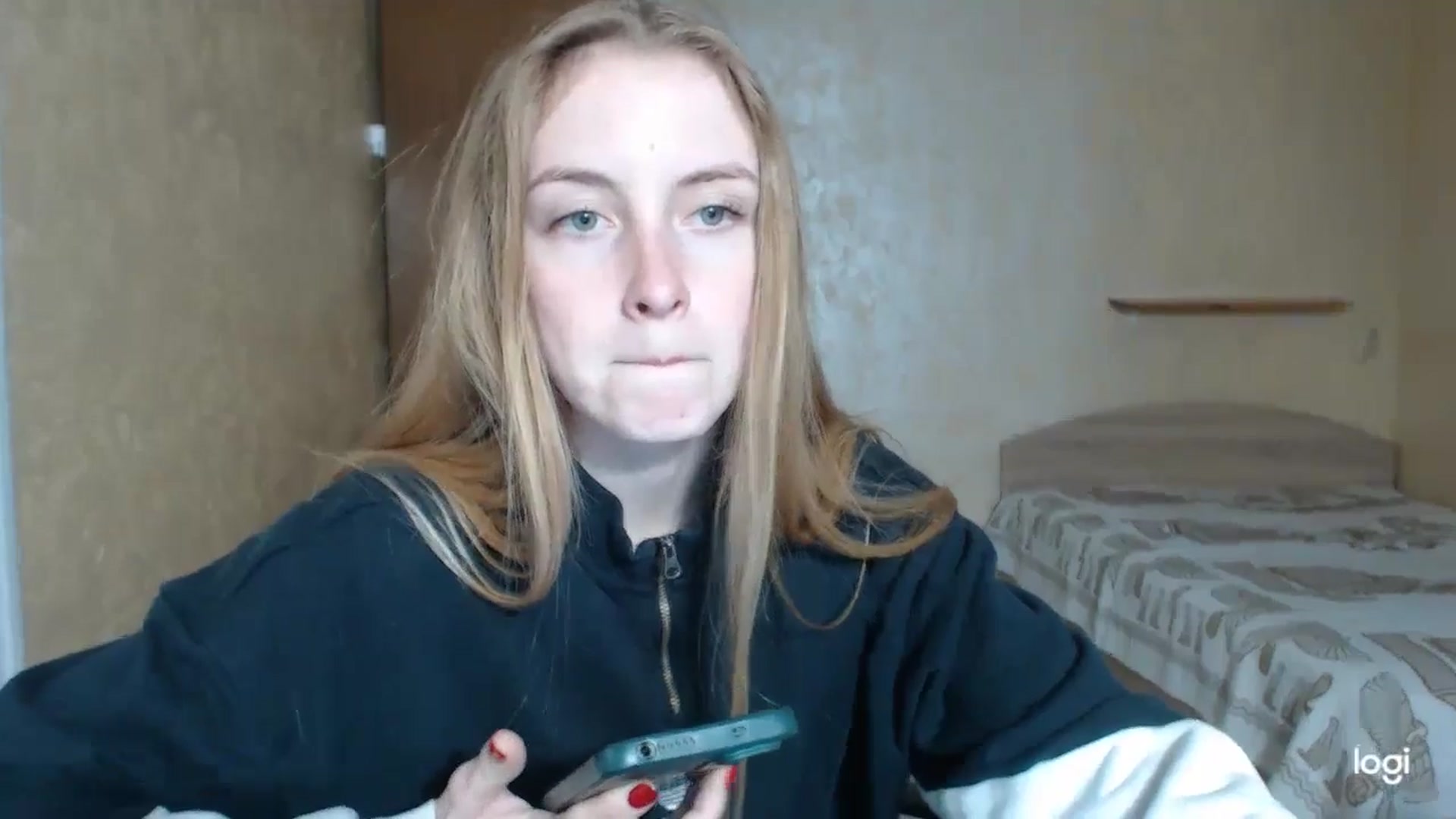 Gallery image thumbnail from LilCutie's myfreecams stream on, 04/29/2024, 17:12 image 6 of 20