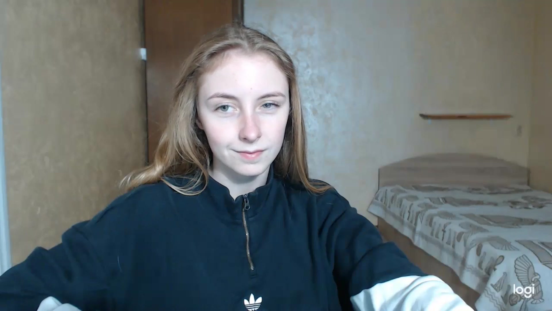 Gallery image thumbnail from LilCutie's myfreecams stream on, 04/29/2024, 17:12 image 5 of 20