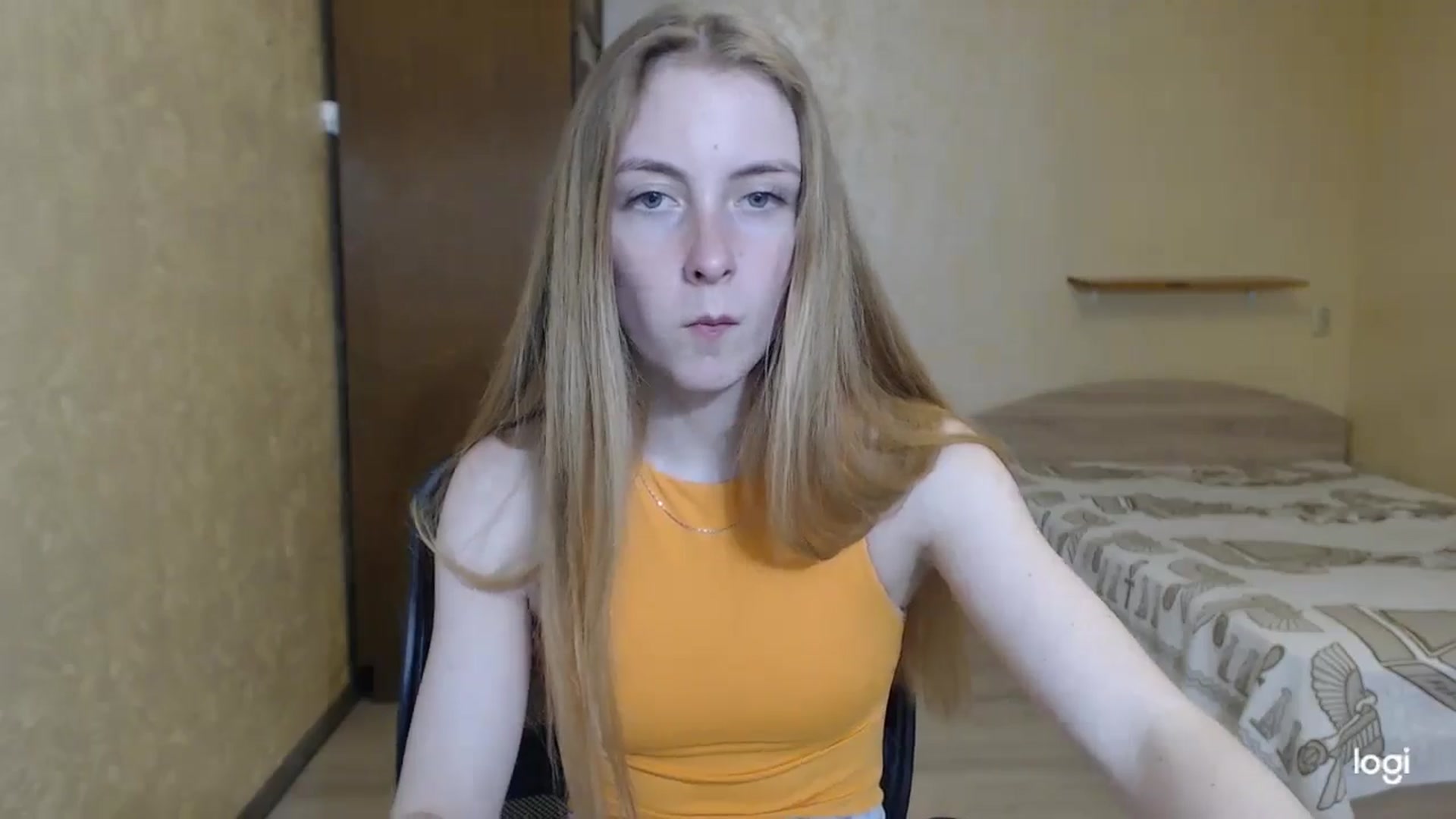 Gallery image thumbnail from LilCutie's myfreecams stream on, 05/03/2024, 18:27 image 13 of 20