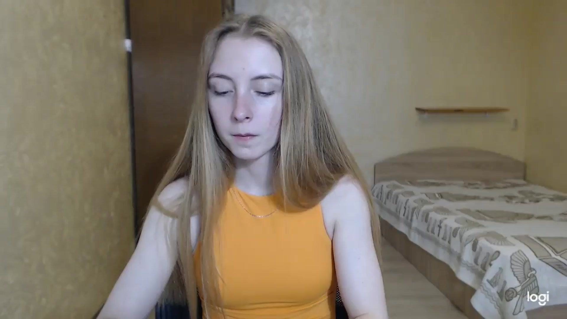 Gallery image thumbnail from LilCutie's myfreecams stream on, 05/03/2024, 18:27 image 10 of 20