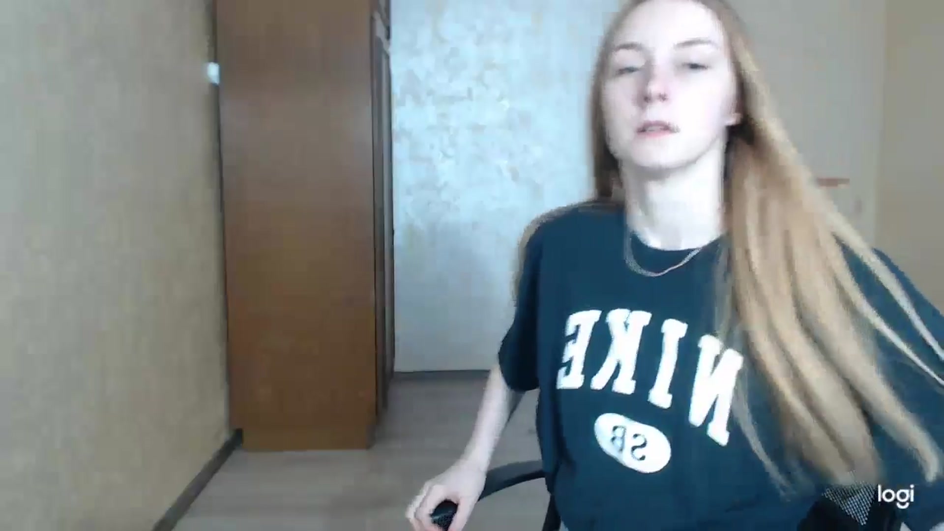 Gallery image thumbnail from LilCutie's myfreecams stream on, 05/04/2024, 15:30 image 6 of 20