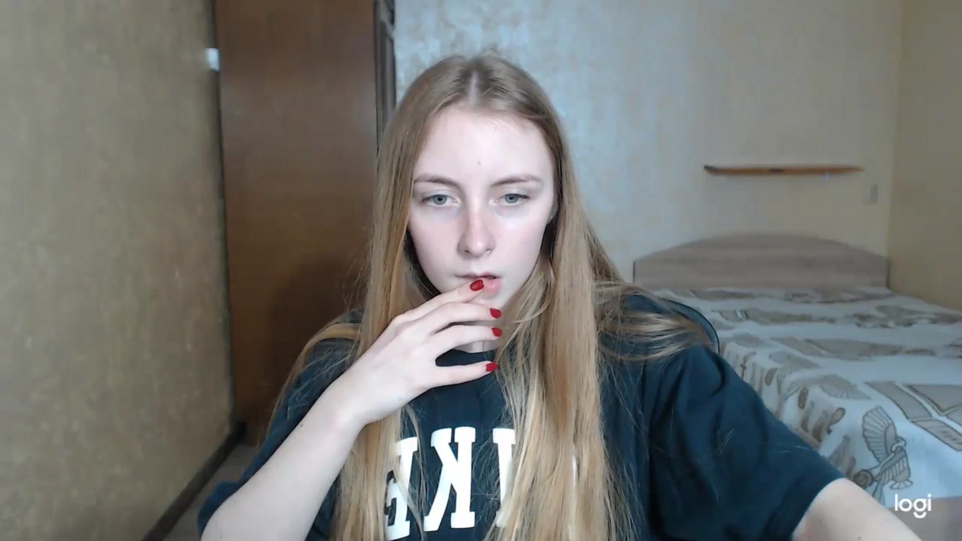Gallery image thumbnail from LilCutie's myfreecams stream on, 05/04/2024, 16:51 image 9 of 20
