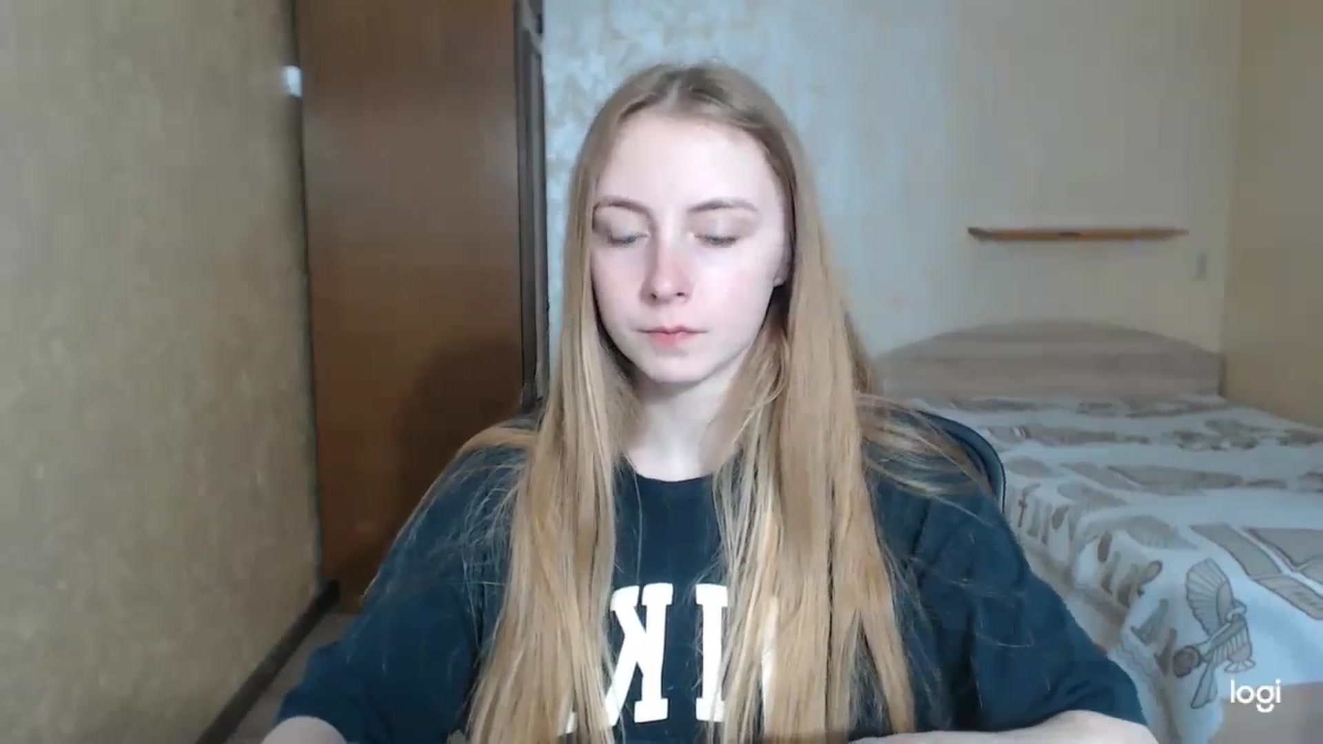 Gallery image thumbnail from LilCutie's myfreecams stream on, 05/04/2024, 16:51 image 8 of 20
