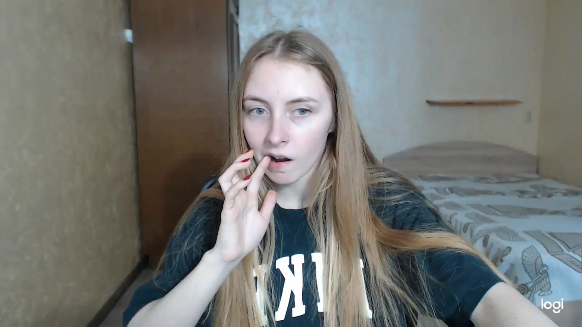 Gallery image thumbnail from LilCutie's myfreecams stream on, 05/04/2024, 16:51 image 7 of 20