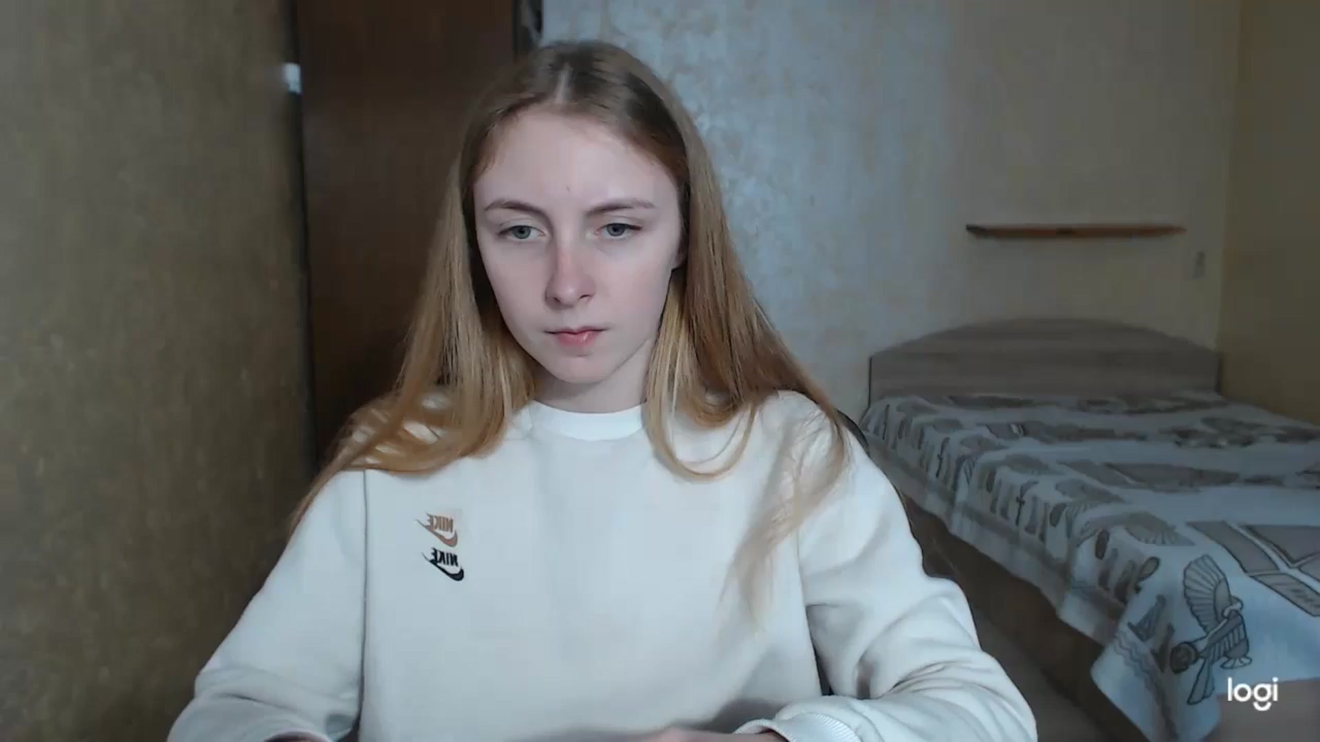 Gallery image thumbnail from LilCutie's myfreecams stream on, 05/06/2024, 17:40 image 1 of 20