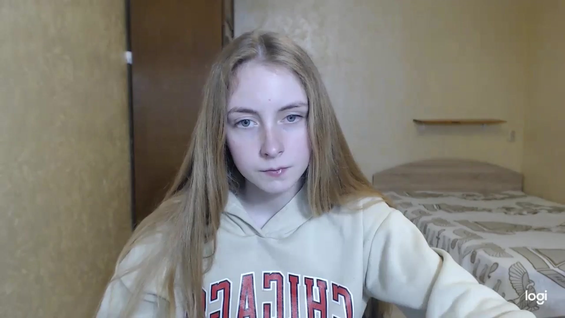 Gallery image thumbnail from LilCutie's myfreecams stream on, 05/07/2024, 17:23 image 19 of 20