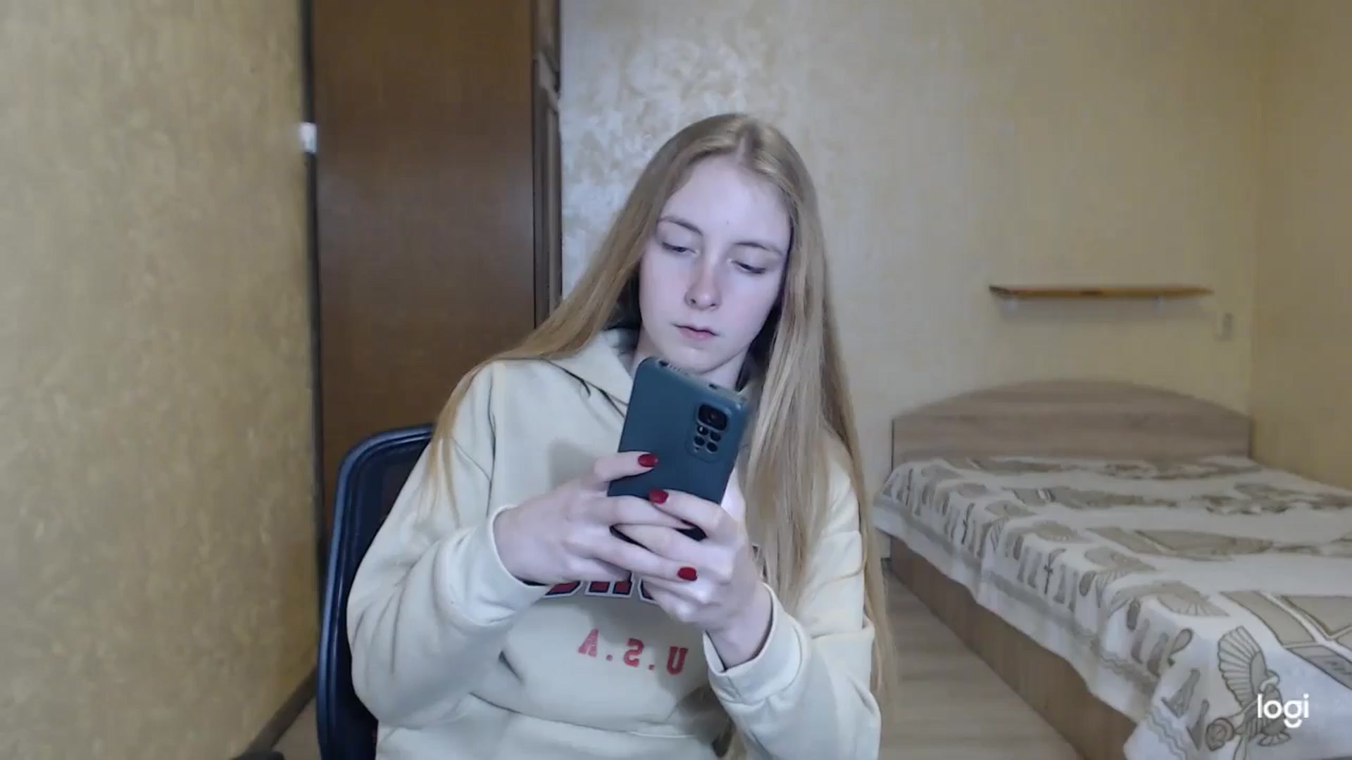 Gallery image thumbnail from LilCutie's myfreecams stream on, 05/07/2024, 17:23 image 1 of 20