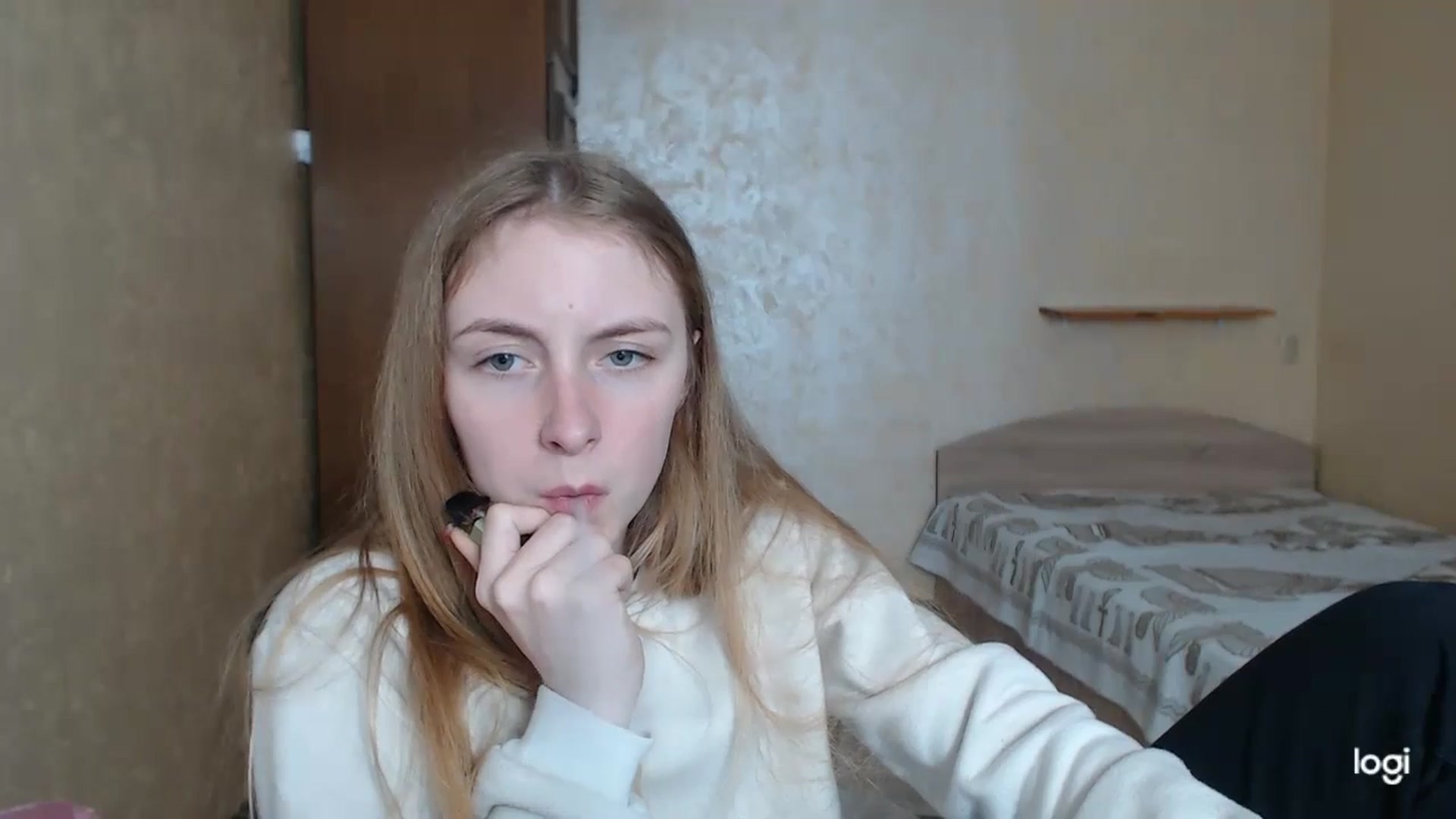 Gallery image thumbnail from LilCutie's myfreecams stream on, 05/08/2024, 15:57 image 16 of 20
