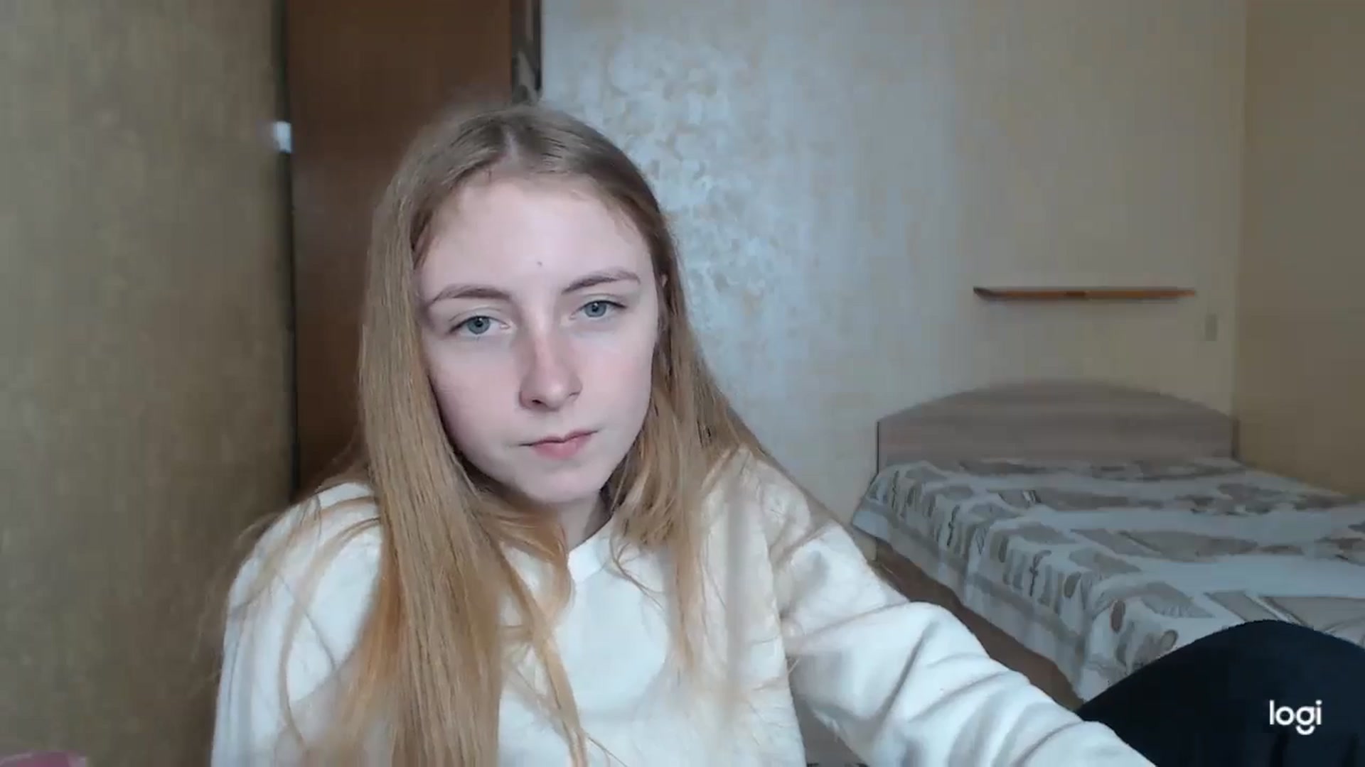 Gallery image thumbnail from LilCutie's myfreecams stream on, 05/08/2024, 15:57 image 18 of 20