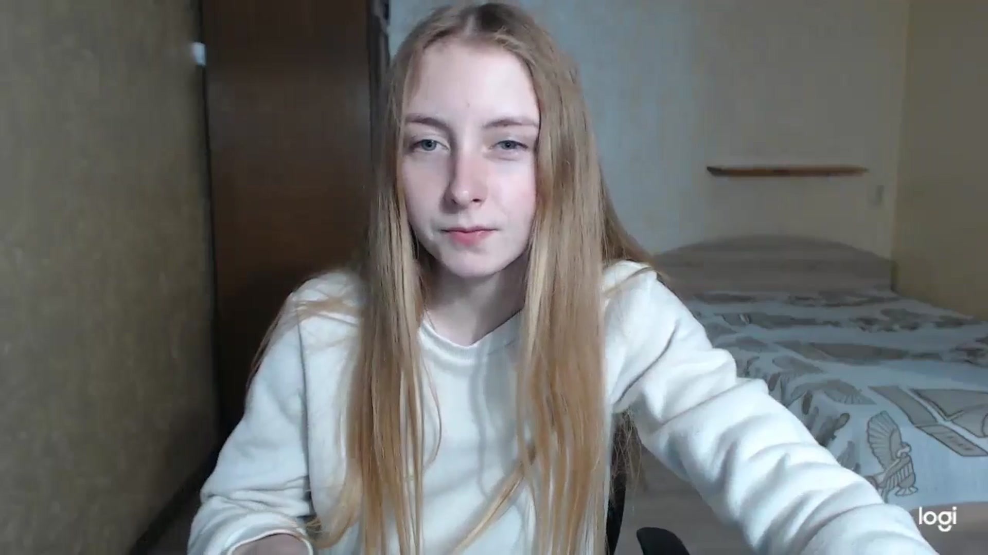 Gallery image thumbnail from LilCutie's myfreecams stream on, 05/08/2024, 16:45 image 14 of 20