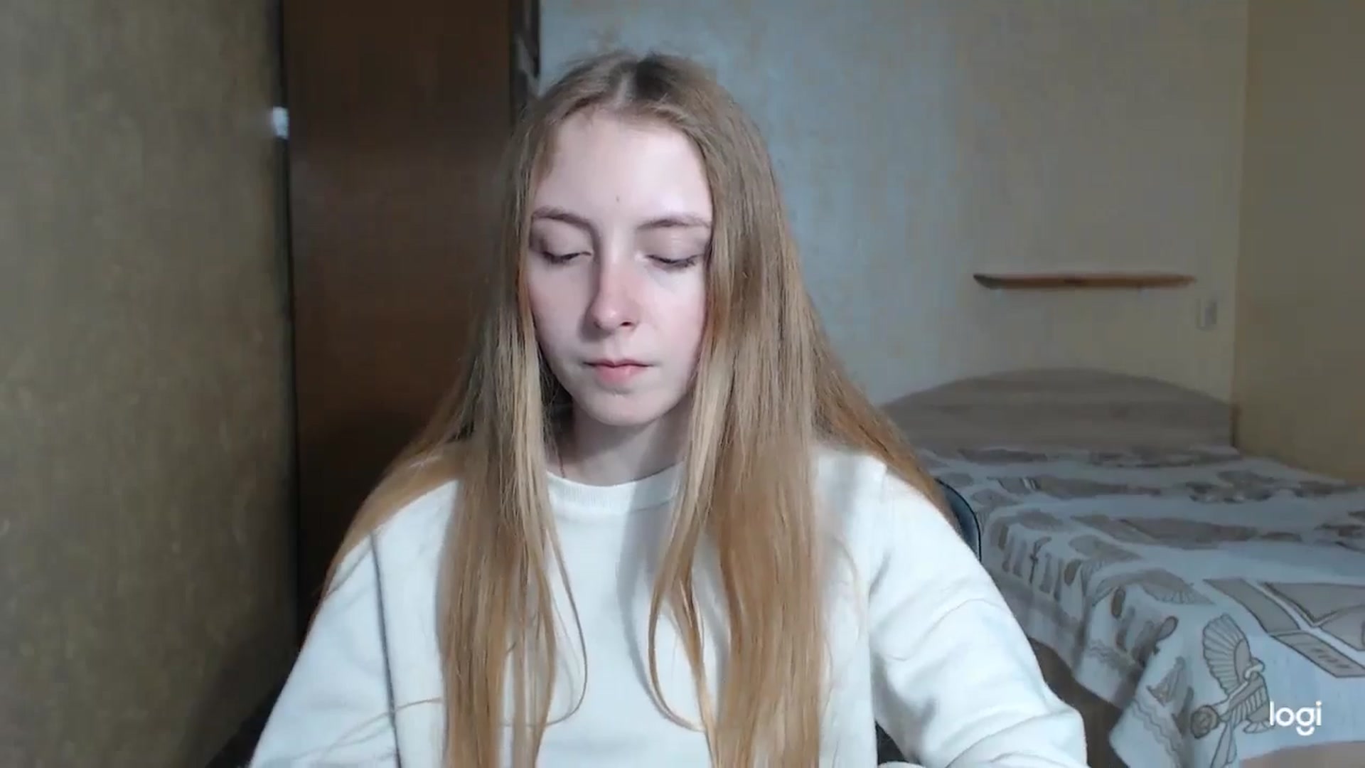 Gallery image thumbnail from LilCutie's myfreecams stream on, 05/08/2024, 16:45 image 5 of 20