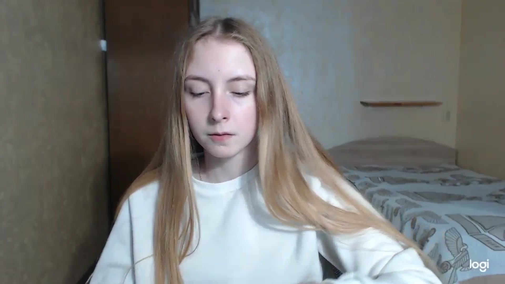 Gallery image thumbnail from LilCutie's myfreecams stream on, 05/08/2024, 16:45 image 2 of 20
