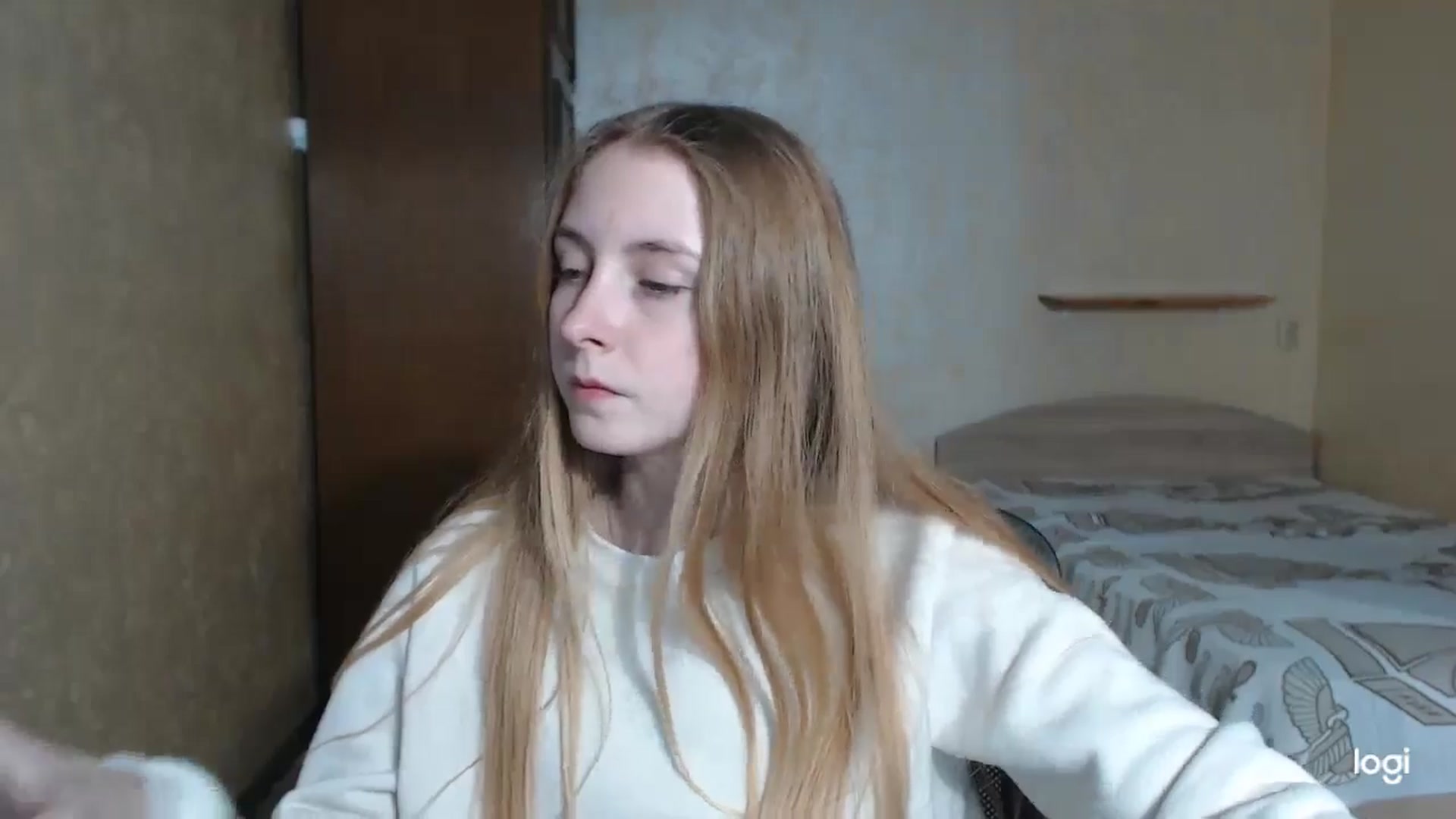 Gallery image thumbnail from LilCutie's myfreecams stream on, 05/08/2024, 16:45 image 8 of 20