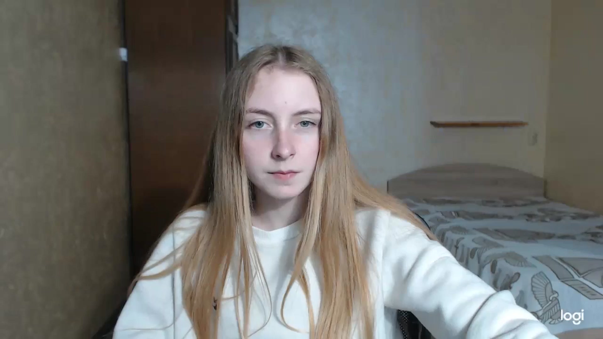 Gallery image thumbnail from LilCutie's myfreecams stream on, 05/08/2024, 16:45 image 9 of 20
