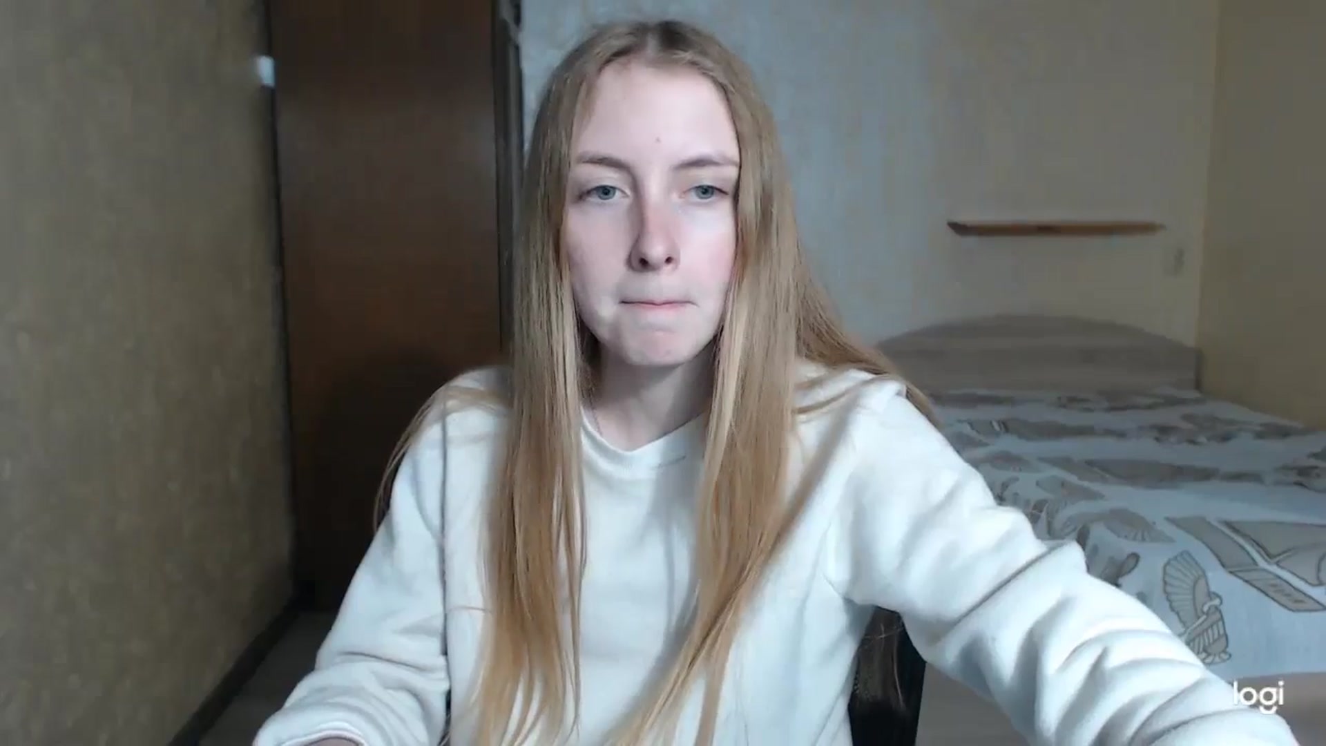 Gallery image thumbnail from LilCutie's myfreecams stream on, 05/08/2024, 16:45 image 15 of 20