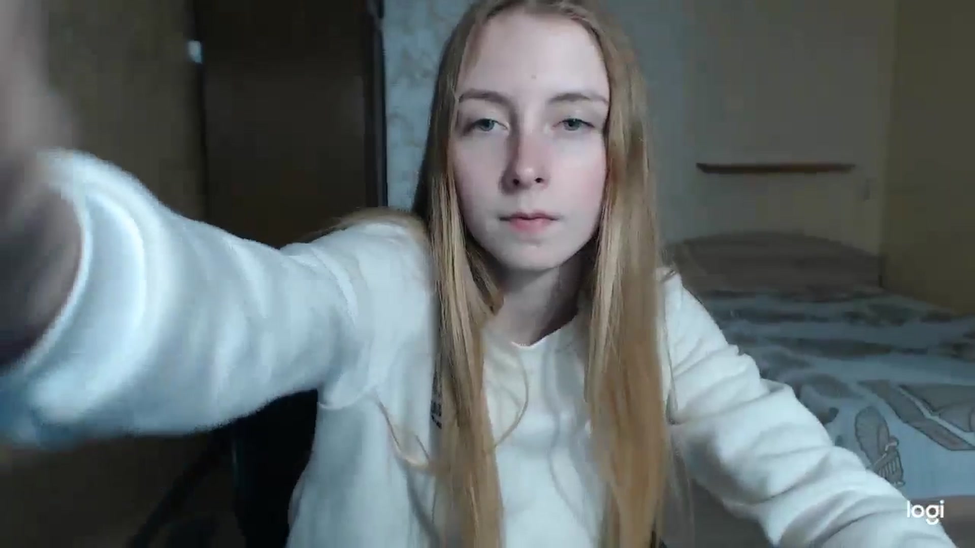 Gallery image thumbnail from LilCutie's myfreecams stream on, 05/08/2024, 16:45 image 12 of 20