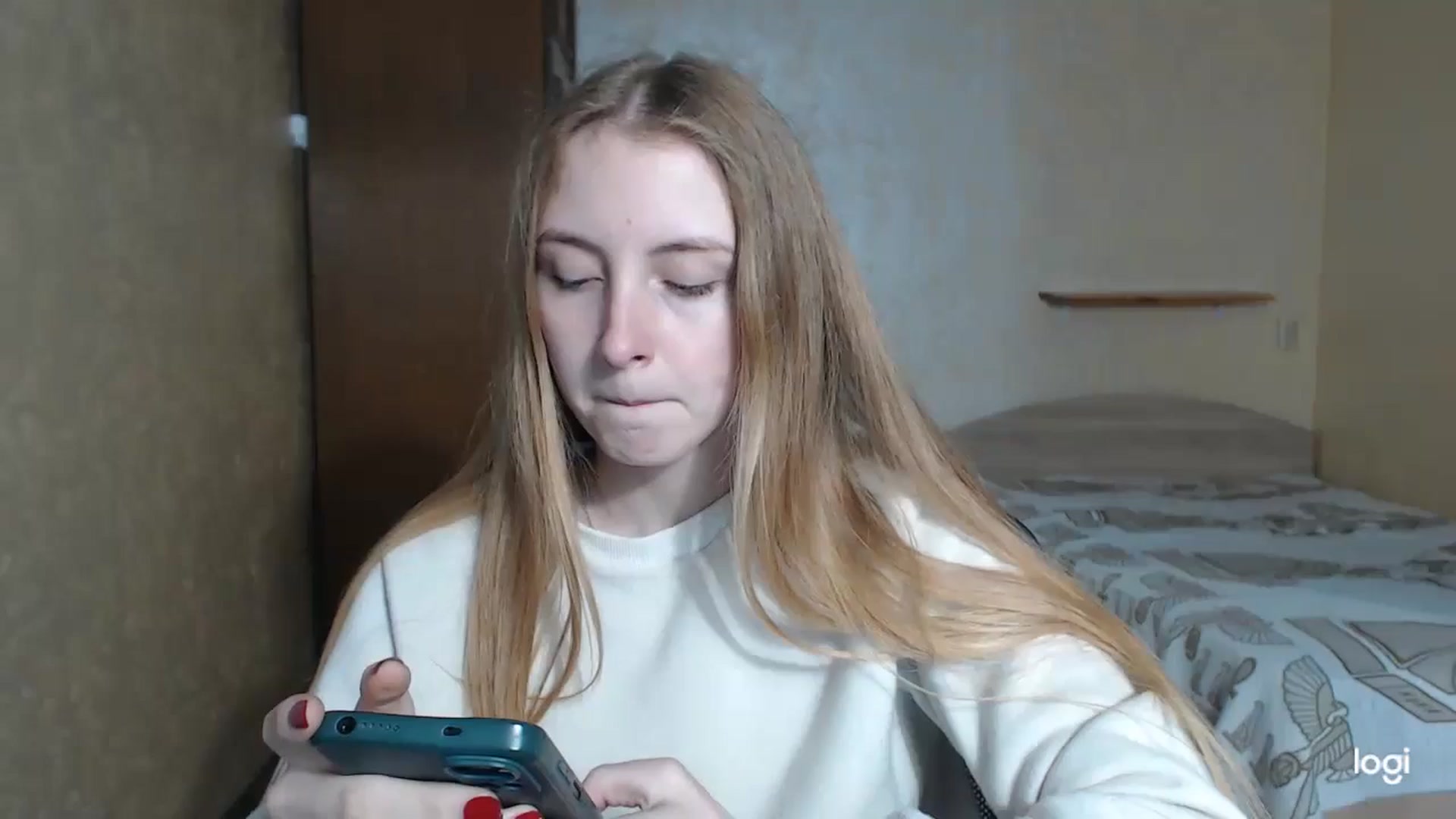 Gallery image thumbnail from LilCutie's myfreecams stream on, 05/08/2024, 16:45 image 1 of 20