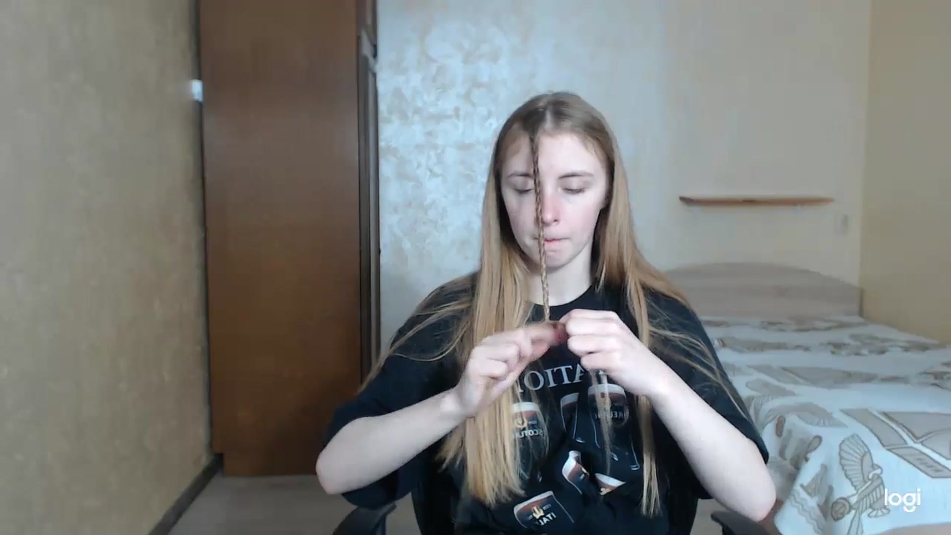 Gallery image thumbnail from LilCutie's myfreecams stream on, 05/09/2024, 14:58 image 2 of 20