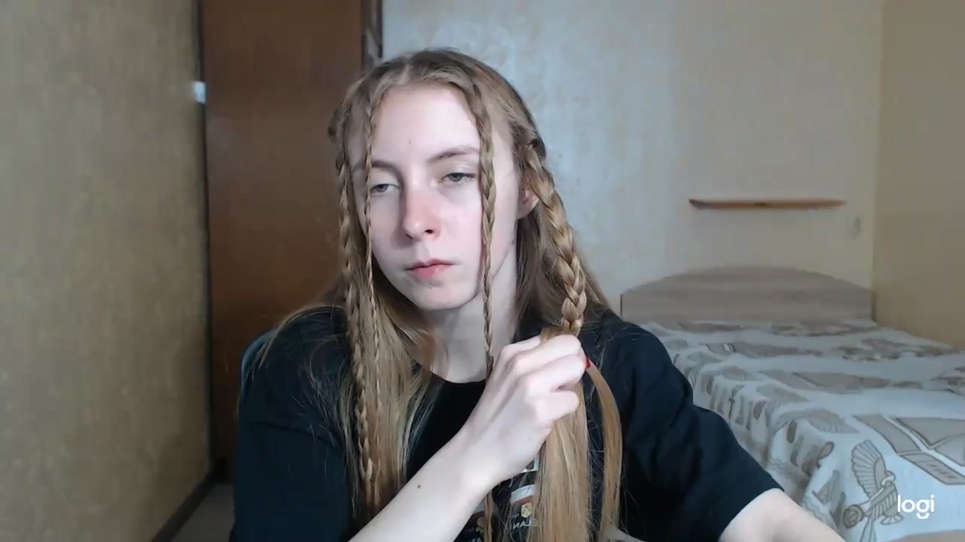 Gallery image thumbnail from LilCutie's myfreecams stream on, 05/09/2024, 16:38 image 3 of 20