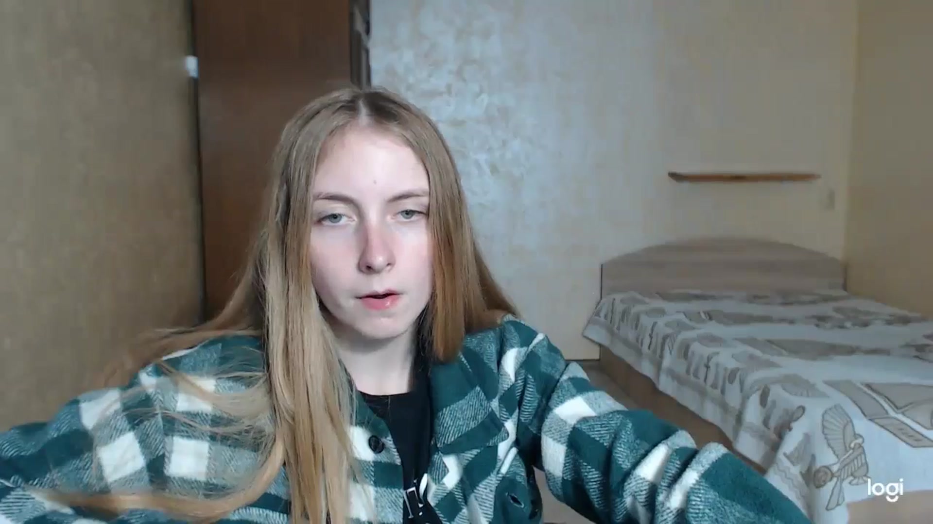 Gallery image thumbnail from LilCutie's myfreecams stream on, 05/09/2024, 16:38 image 17 of 20
