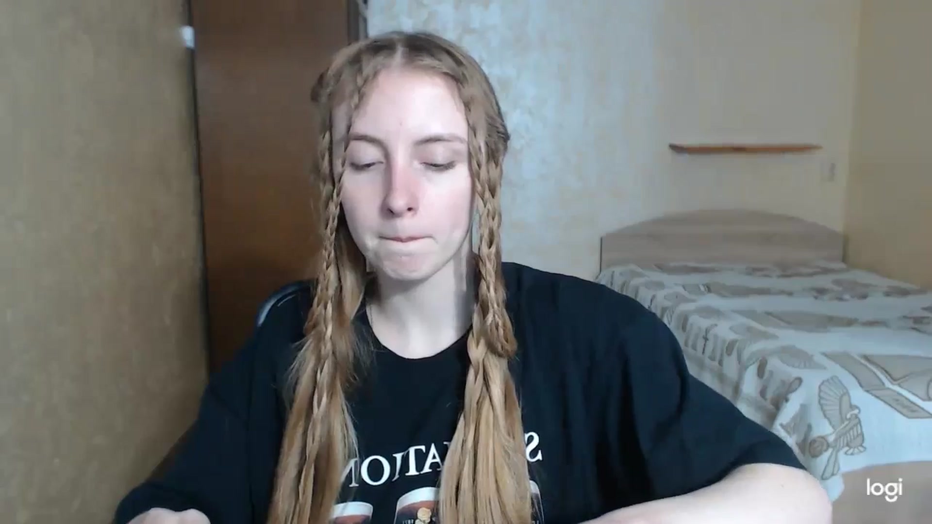 Gallery image thumbnail from LilCutie's myfreecams stream on, 05/09/2024, 16:38 image 8 of 20