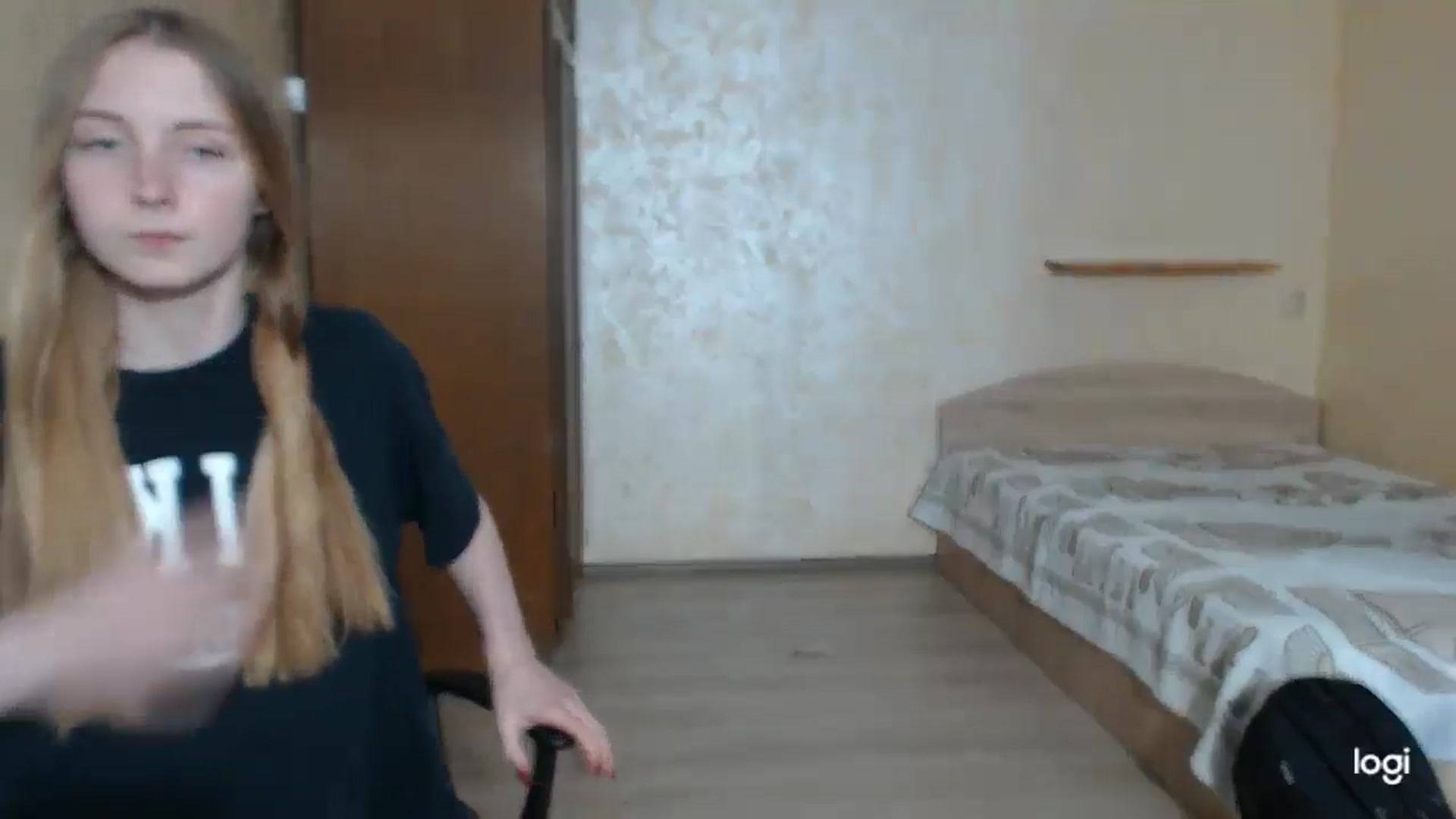 Gallery image thumbnail from LilCutie's myfreecams stream on, 05/10/2024, 16:38 image 3 of 20