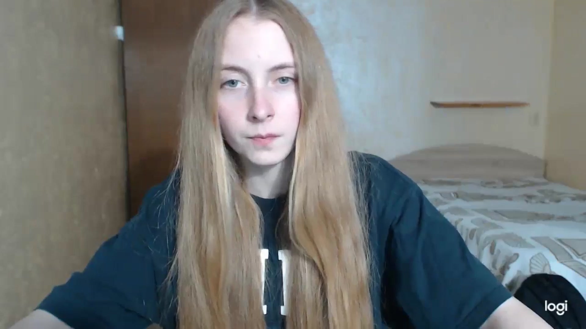 Gallery image thumbnail from LilCutie's myfreecams stream on, 05/10/2024, 16:38 image 15 of 20
