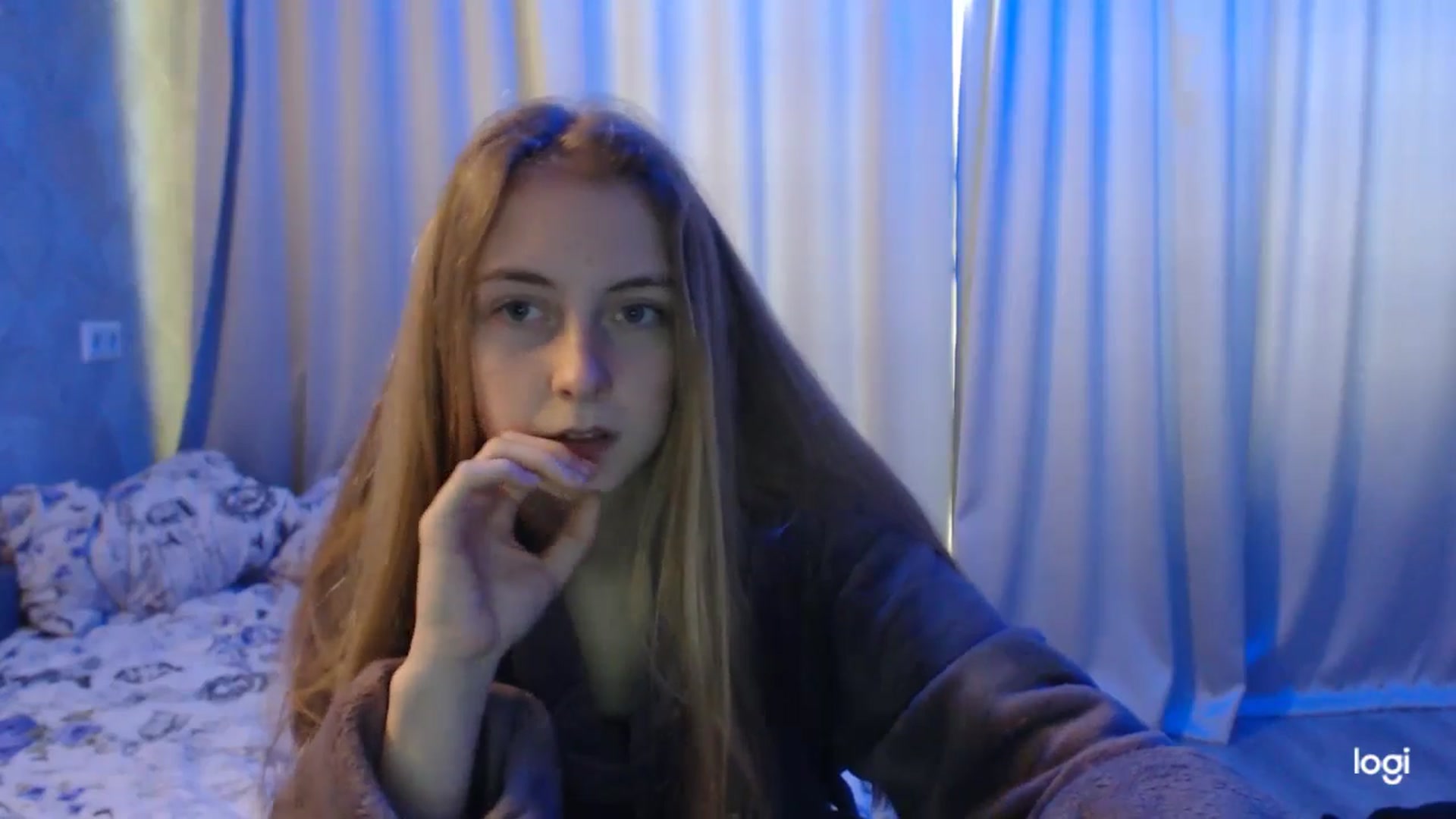 Gallery image thumbnail from LilCutie's myfreecams stream on, 05/21/2024, 10:44 image 9 of 20