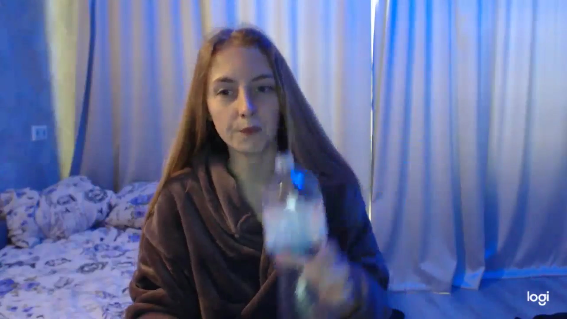 Gallery image thumbnail from LilCutie's myfreecams stream on, 05/21/2024, 10:44 image 3 of 20