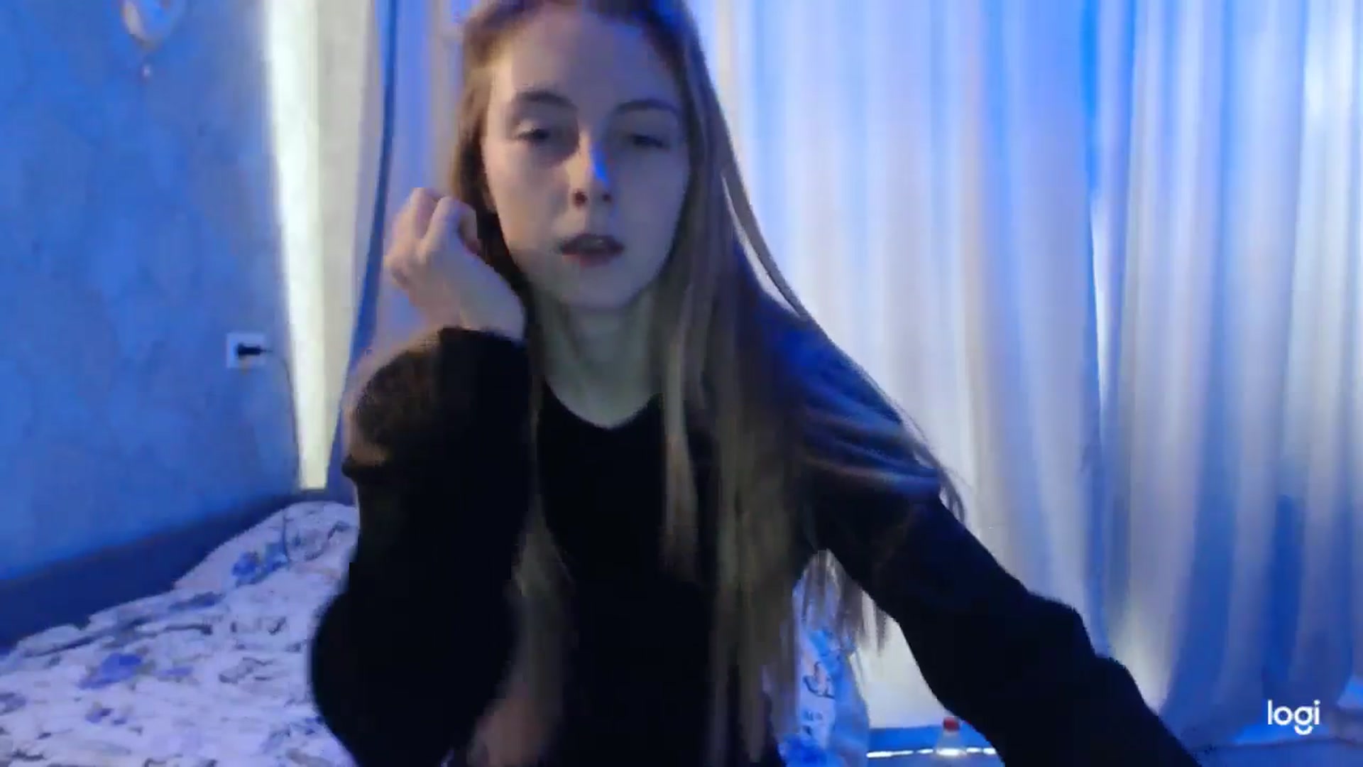 Gallery image thumbnail from LilCutie's myfreecams stream on, 05/22/2024, 11:56 image 15 of 20