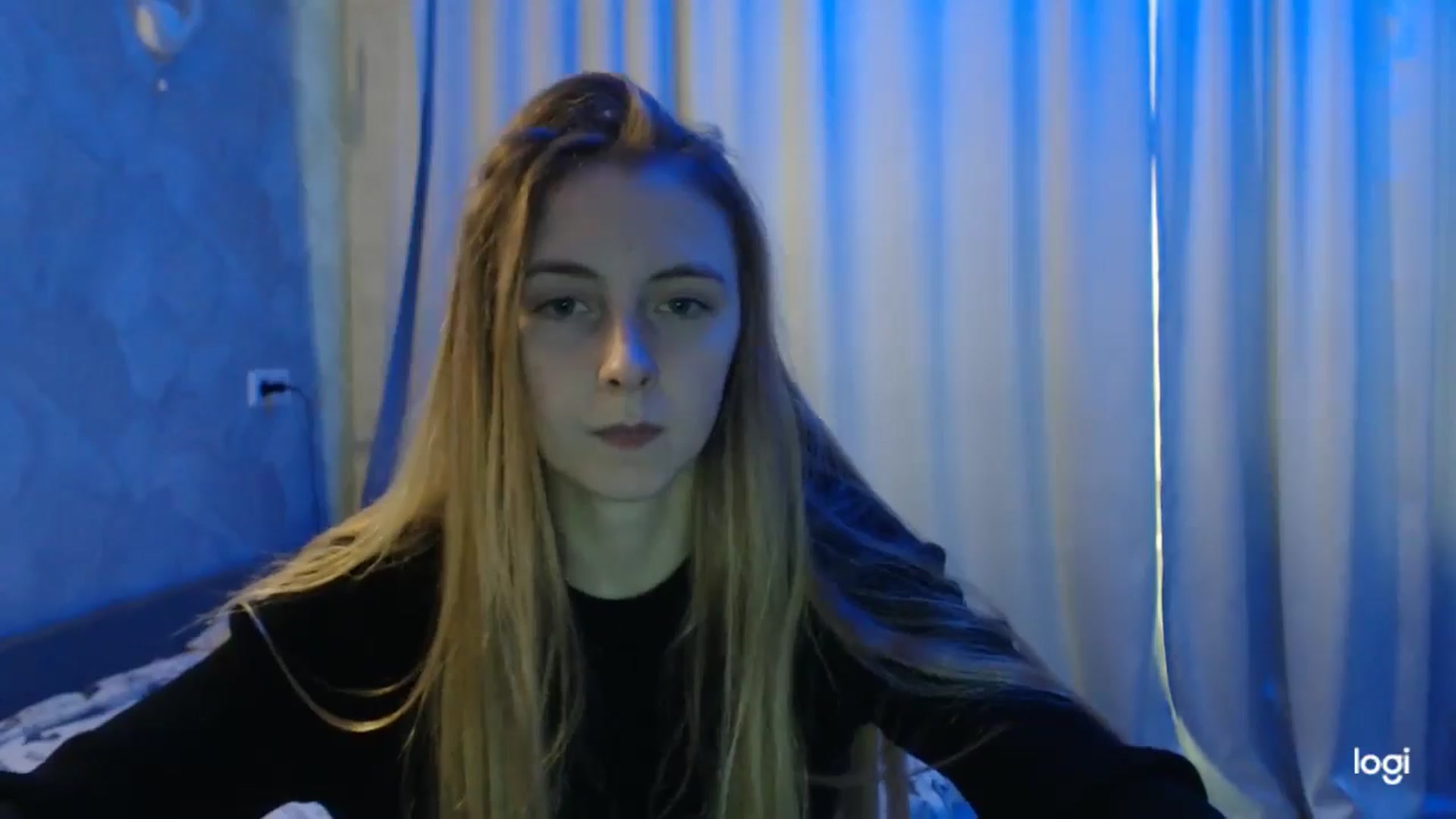 Gallery image thumbnail from LilCutie's myfreecams stream on, 05/22/2024, 13:35 image 17 of 20