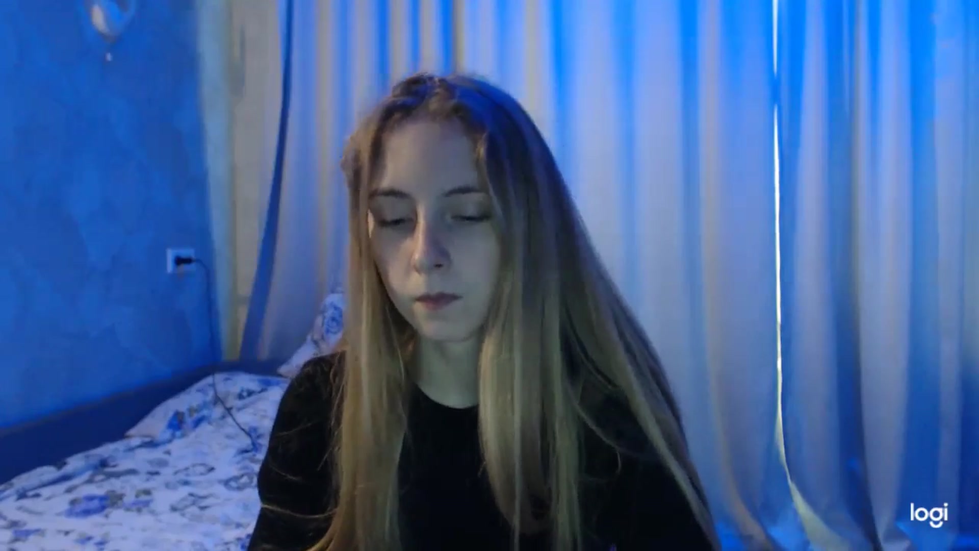Gallery image thumbnail from LilCutie's myfreecams stream on, 05/22/2024, 13:35 image 3 of 20