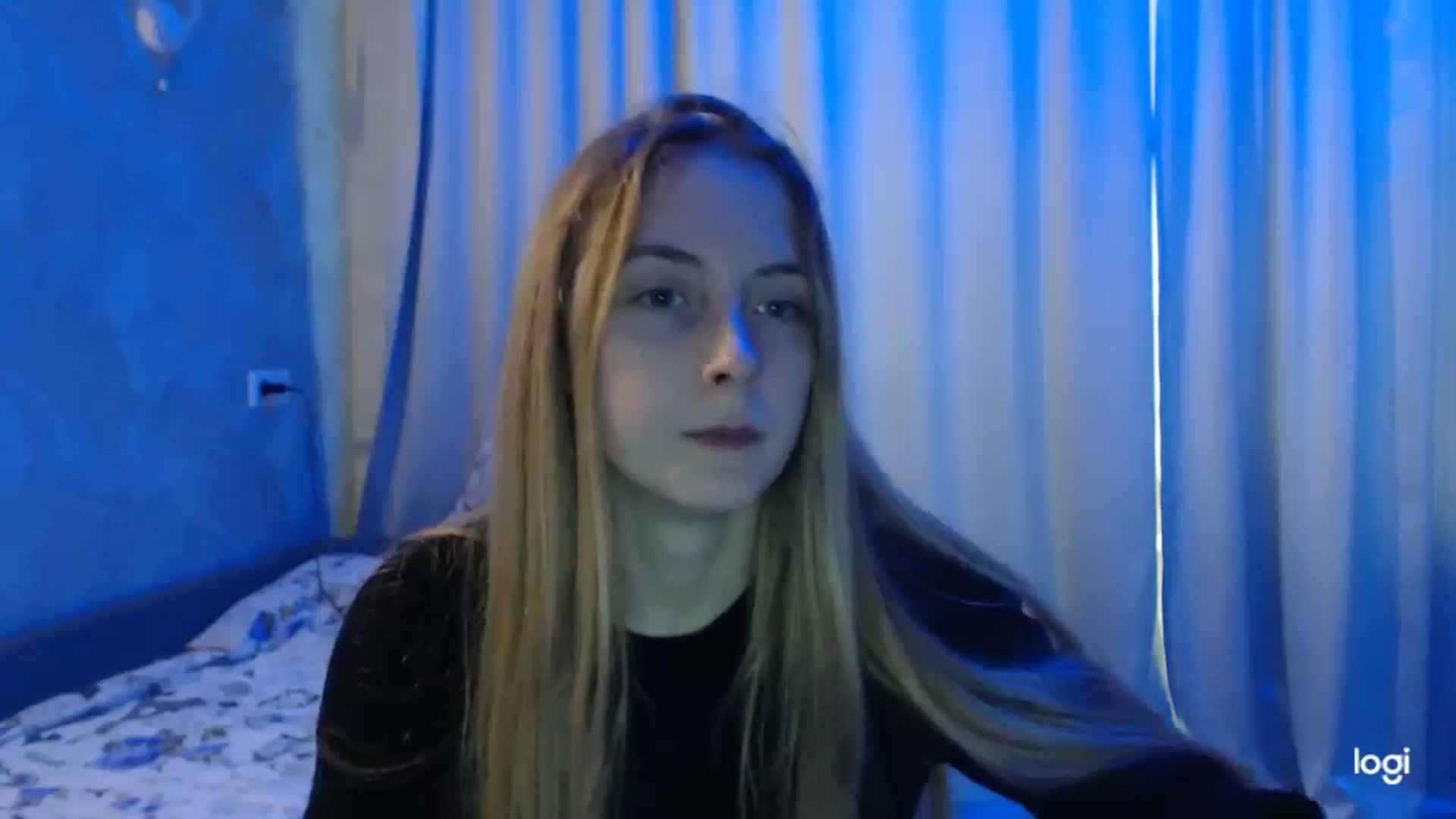 Gallery image thumbnail from LilCutie's myfreecams stream on, 05/22/2024, 13:35 image 9 of 20