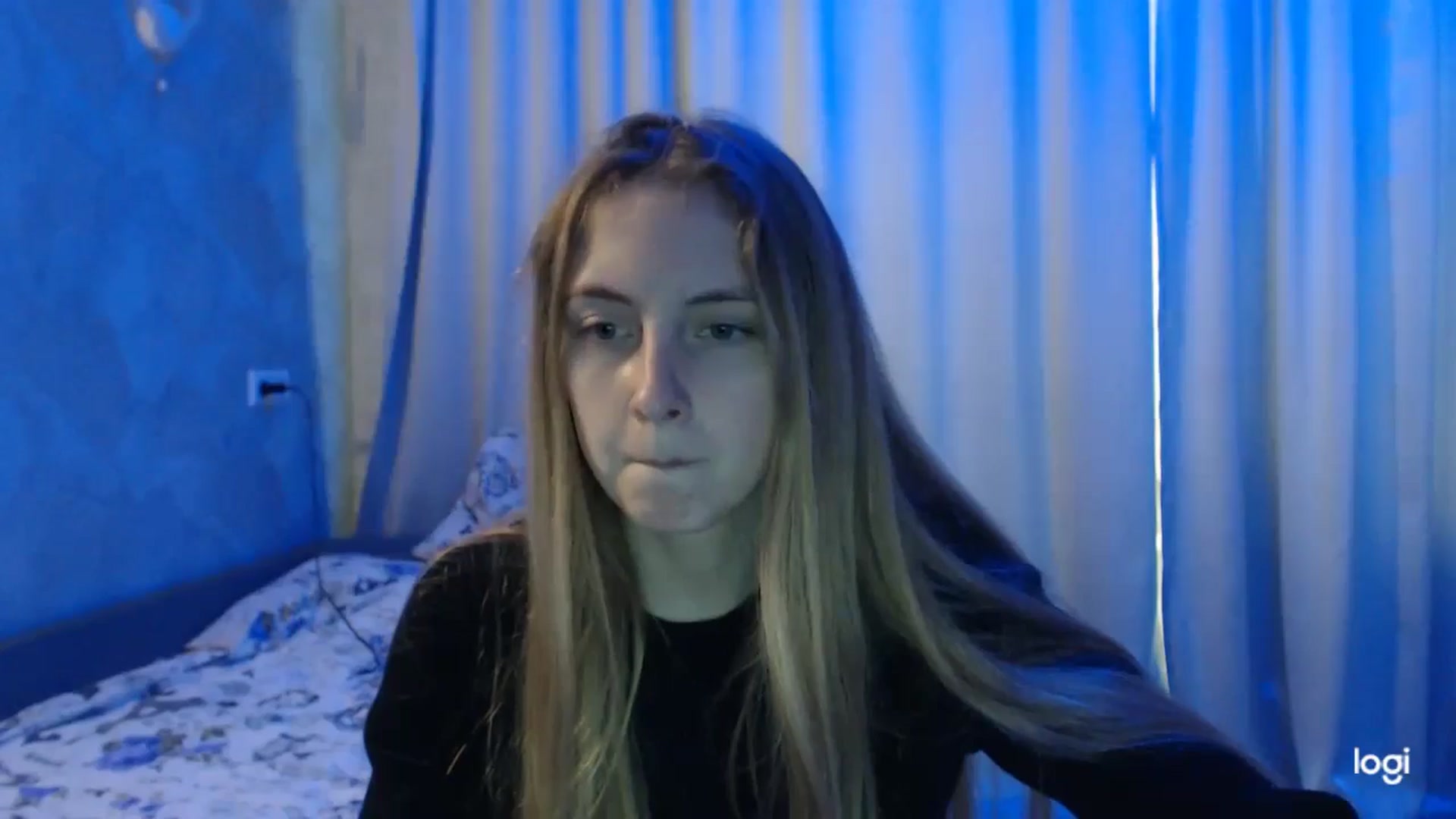 Gallery image thumbnail from LilCutie's myfreecams stream on, 05/22/2024, 13:35 image 6 of 20