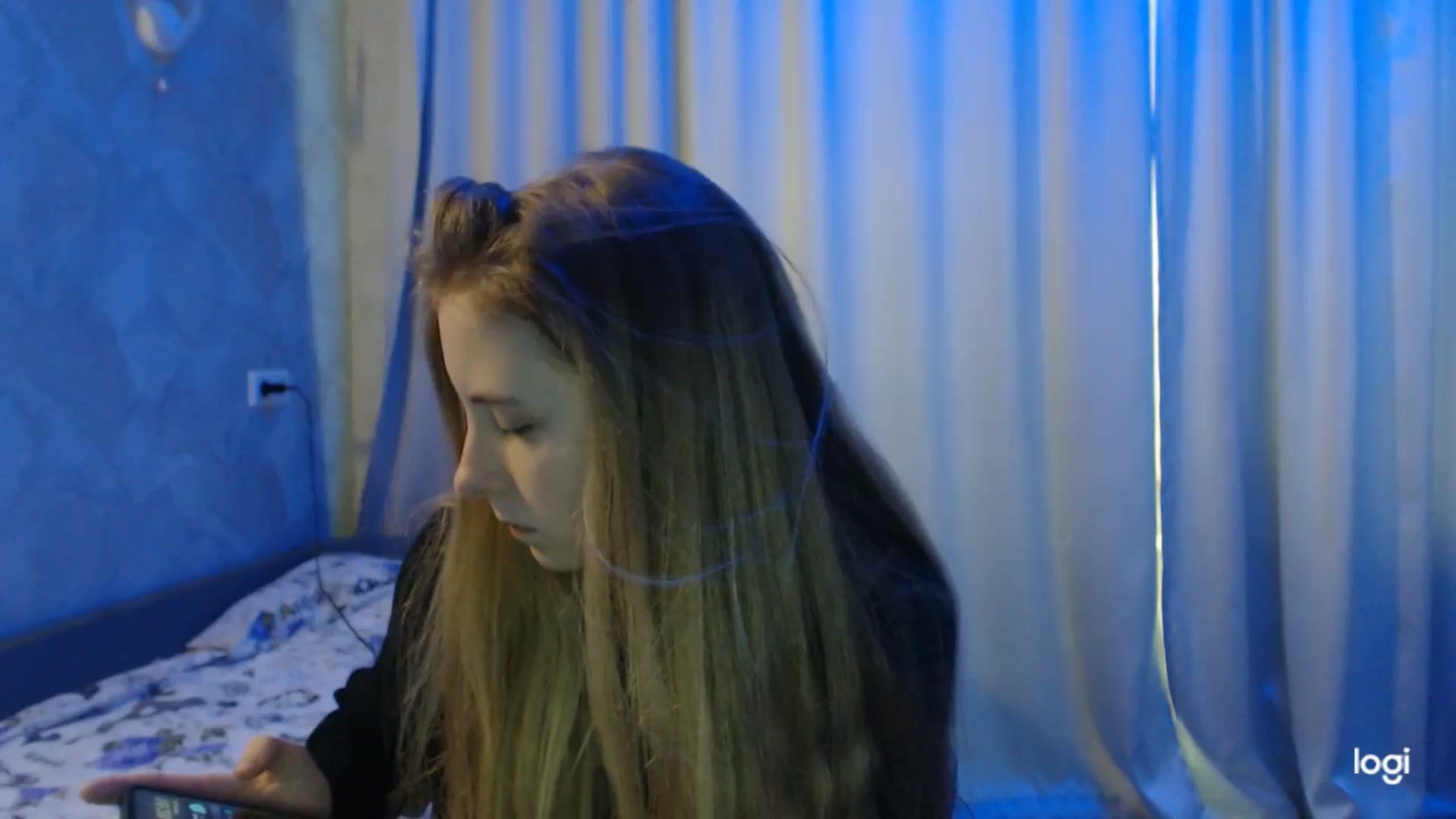Gallery image thumbnail from LilCutie's myfreecams stream on, 05/22/2024, 13:35 image 18 of 20