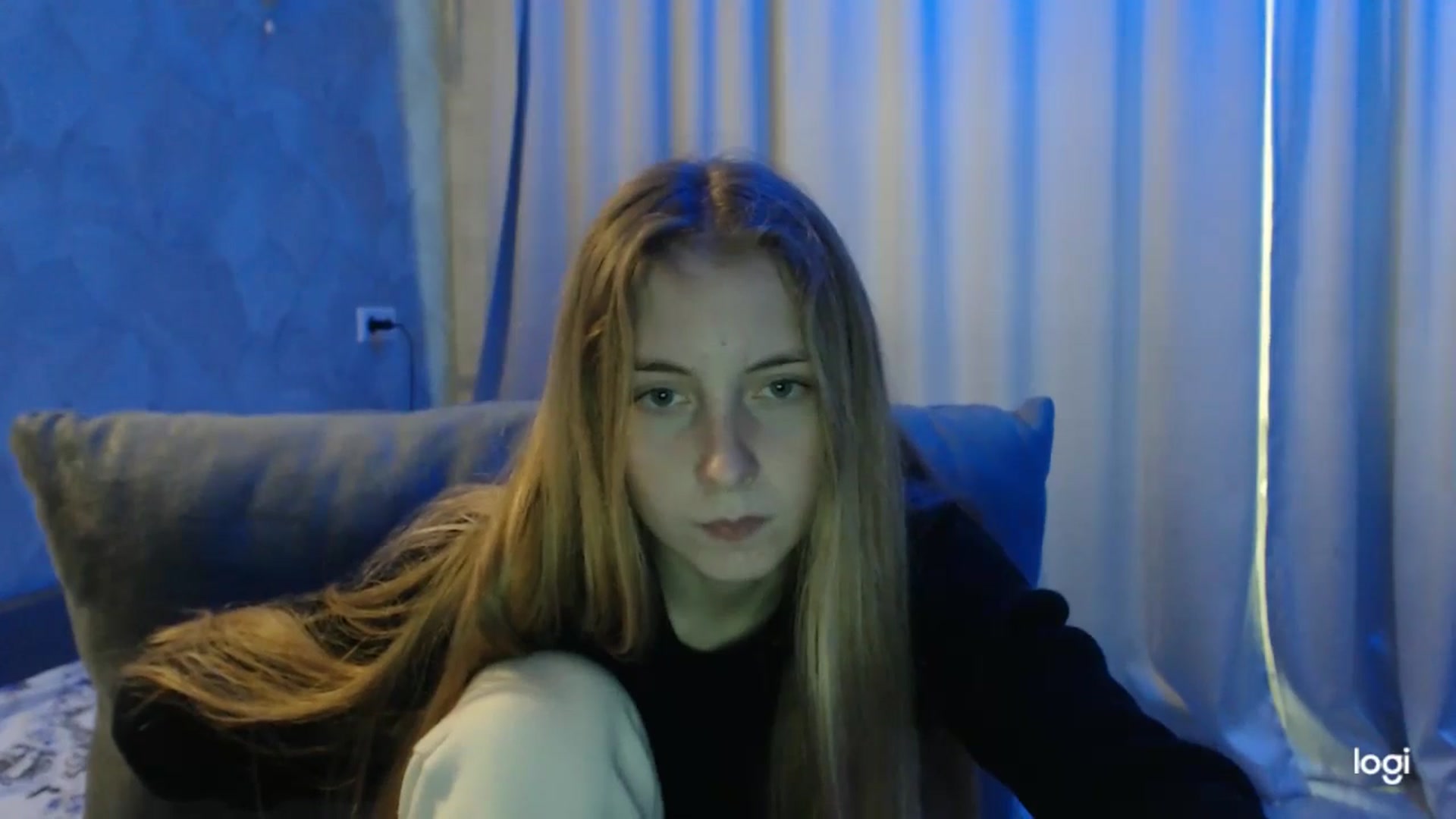 Gallery image thumbnail from LilCutie's myfreecams stream on, 05/22/2024, 14:50 image 10 of 20