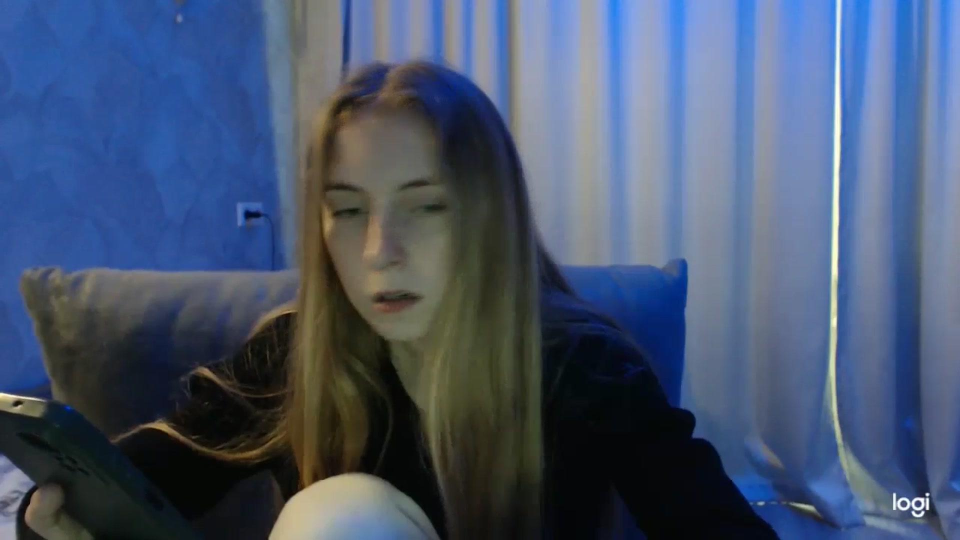 Gallery image thumbnail from LilCutie's myfreecams stream on, 05/22/2024, 14:50 image 18 of 20