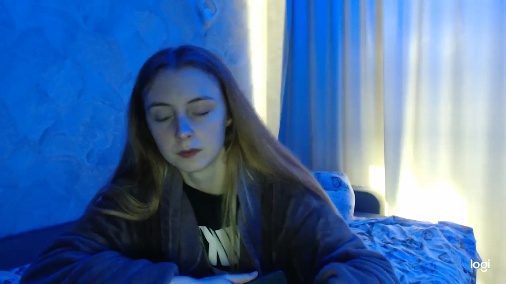 Gallery image thumbnail from LilCutie's myfreecams stream on, 05/23/2024, 12:25 image 18 of 20